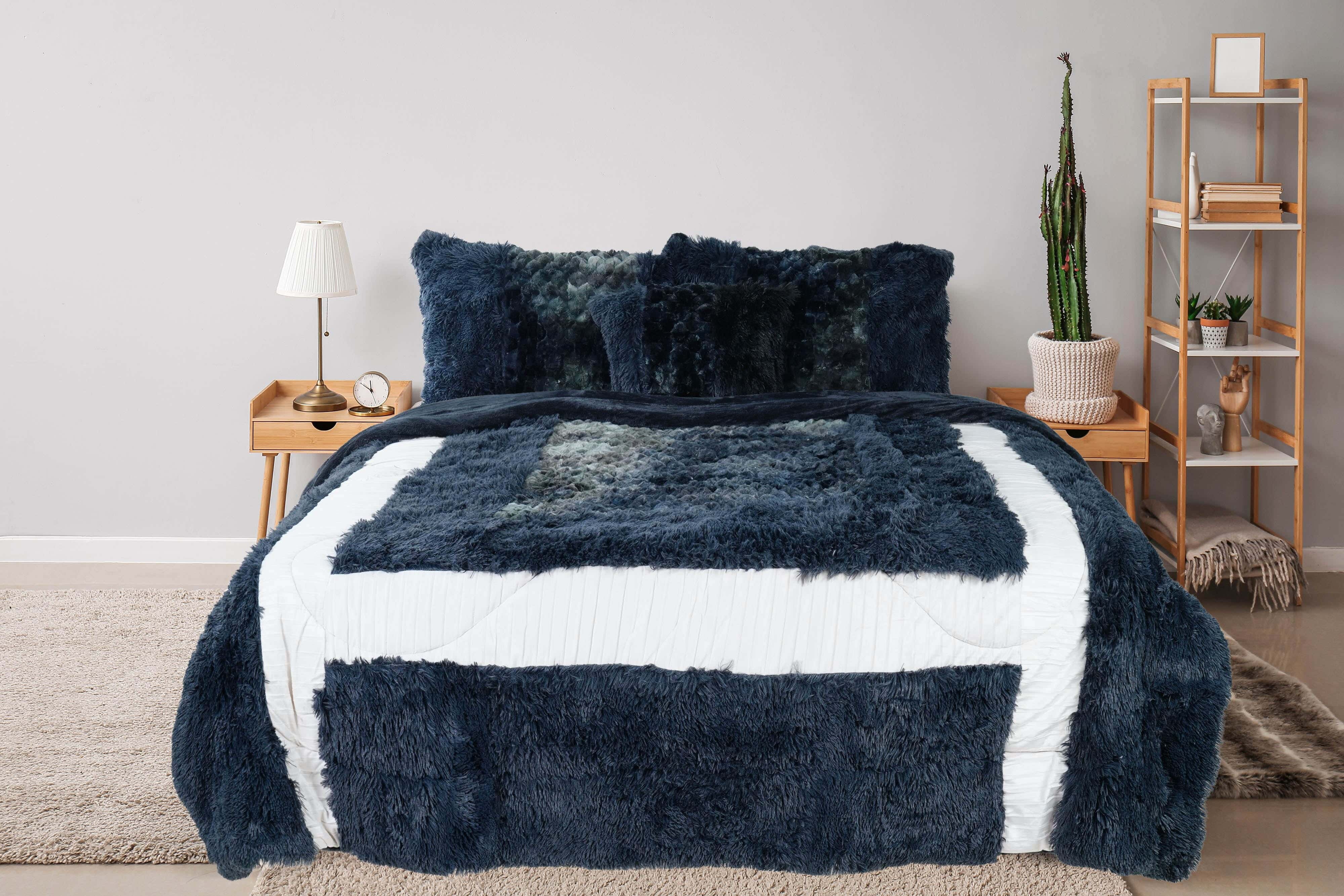 White Gold Fur Quilt Set, 4 Pieces, 260×240 cm, 7000 grm - Navy