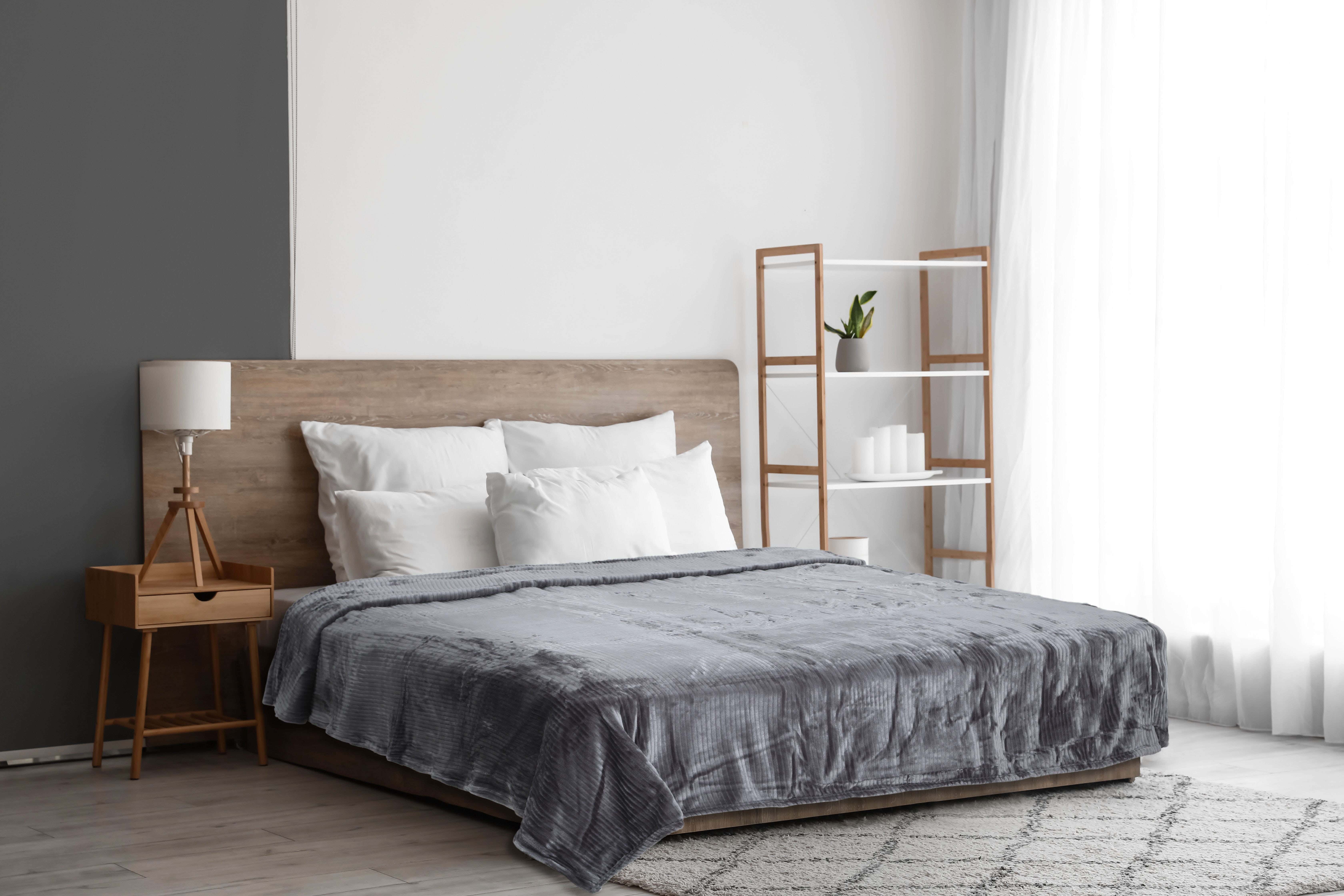 Velvet Bed Heater, 220x240 cm, 1500 gm - Dark Grey