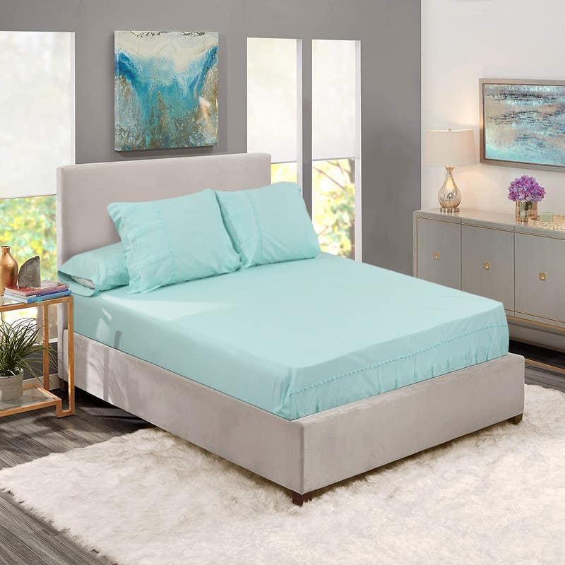Besan Embroidered Percale Canar Tull Cotton Bed Sheet Set, 4 Pieces, 2800 Grm - Turquoise