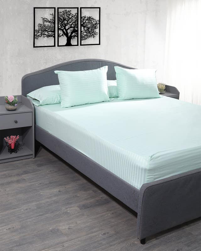 Horus Elastic Bedding Set, 4 Pieces - Light Green
