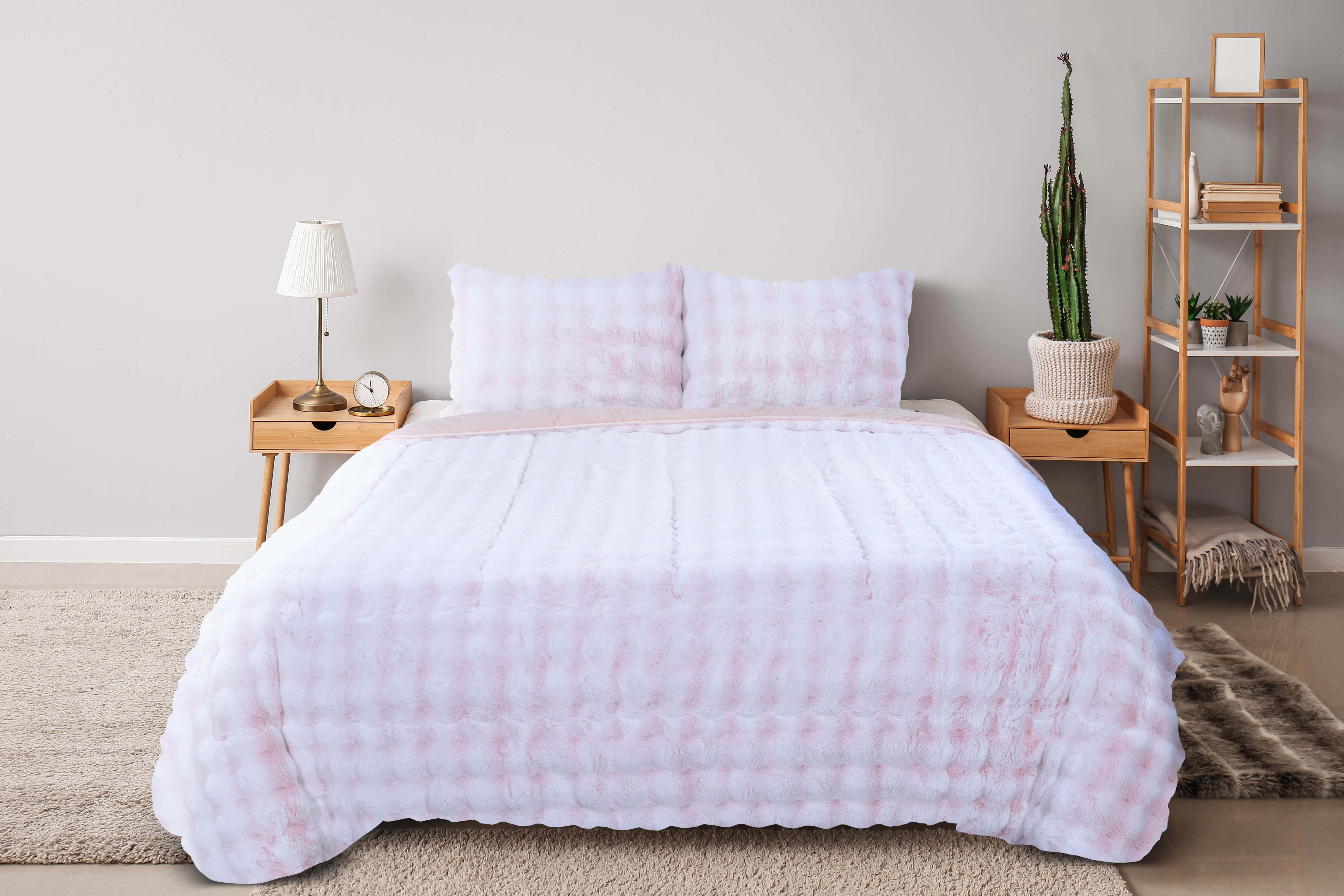 Forbed Fur Quilt, 3 Pieces, 235x235 cm, Approximately 6100 gm - Pink