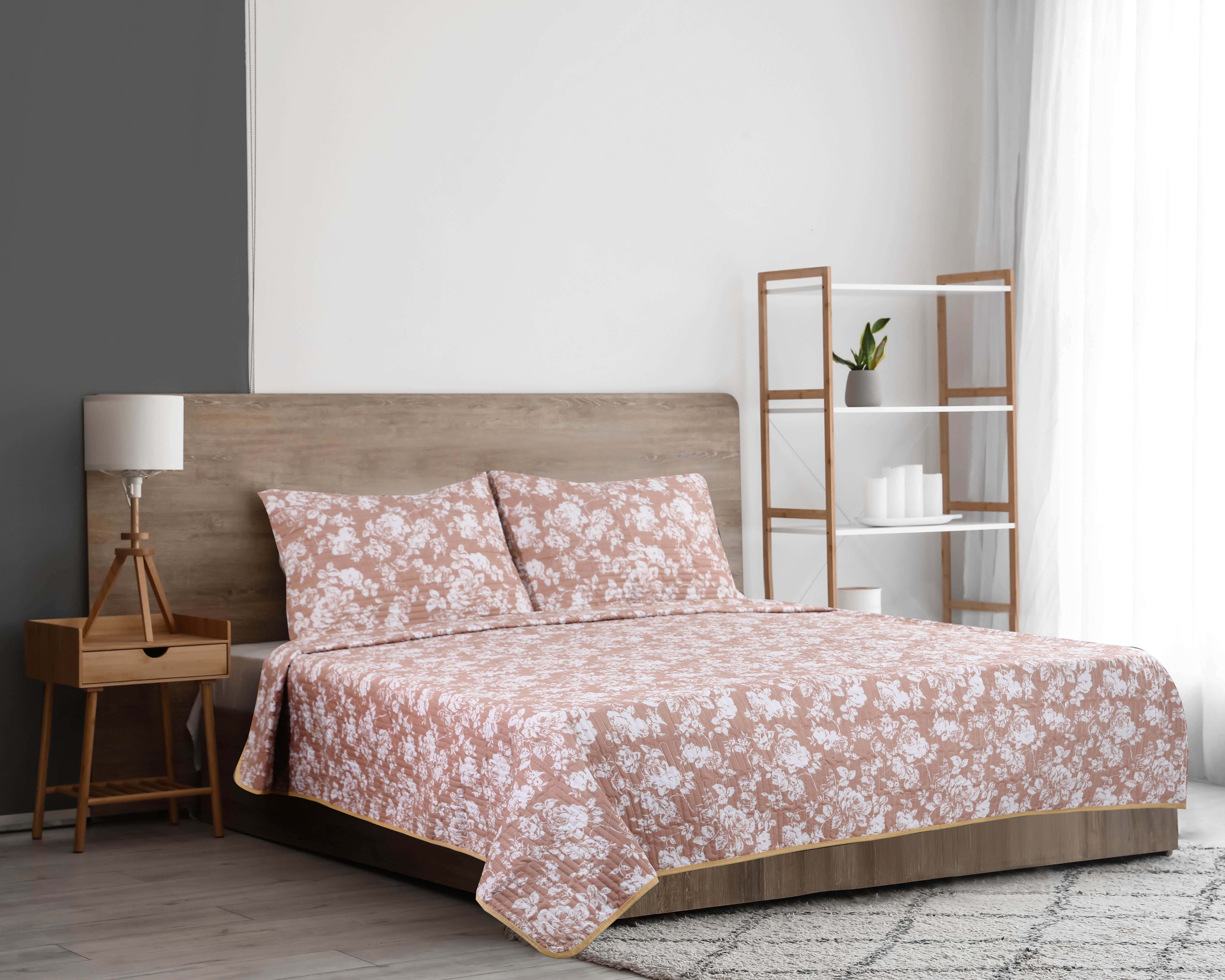 White Gold Cotton Comforter Set, 3 Pieces - Coffee