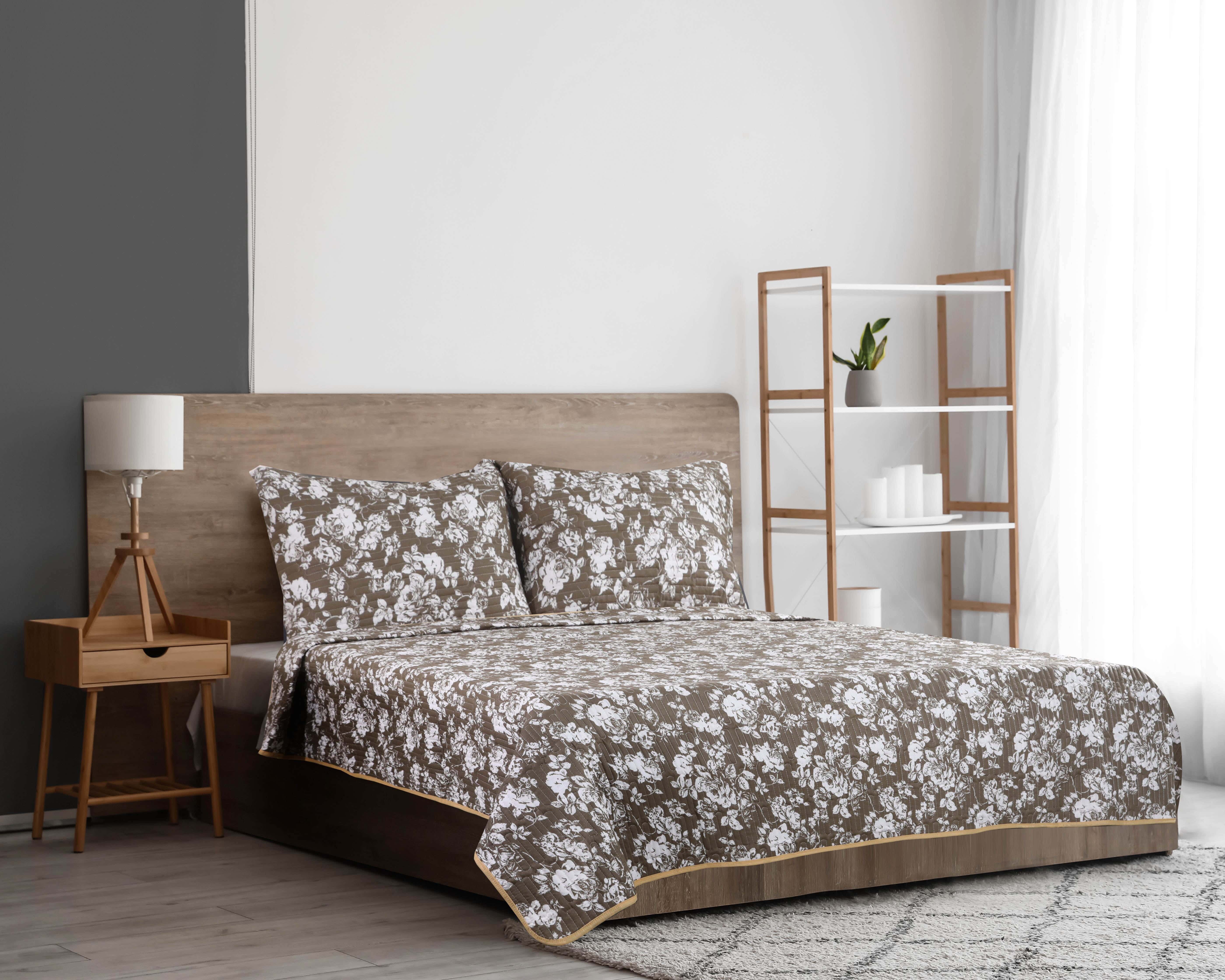 White Gold Cotton Comforter Set, 3 Pieces - Brown
