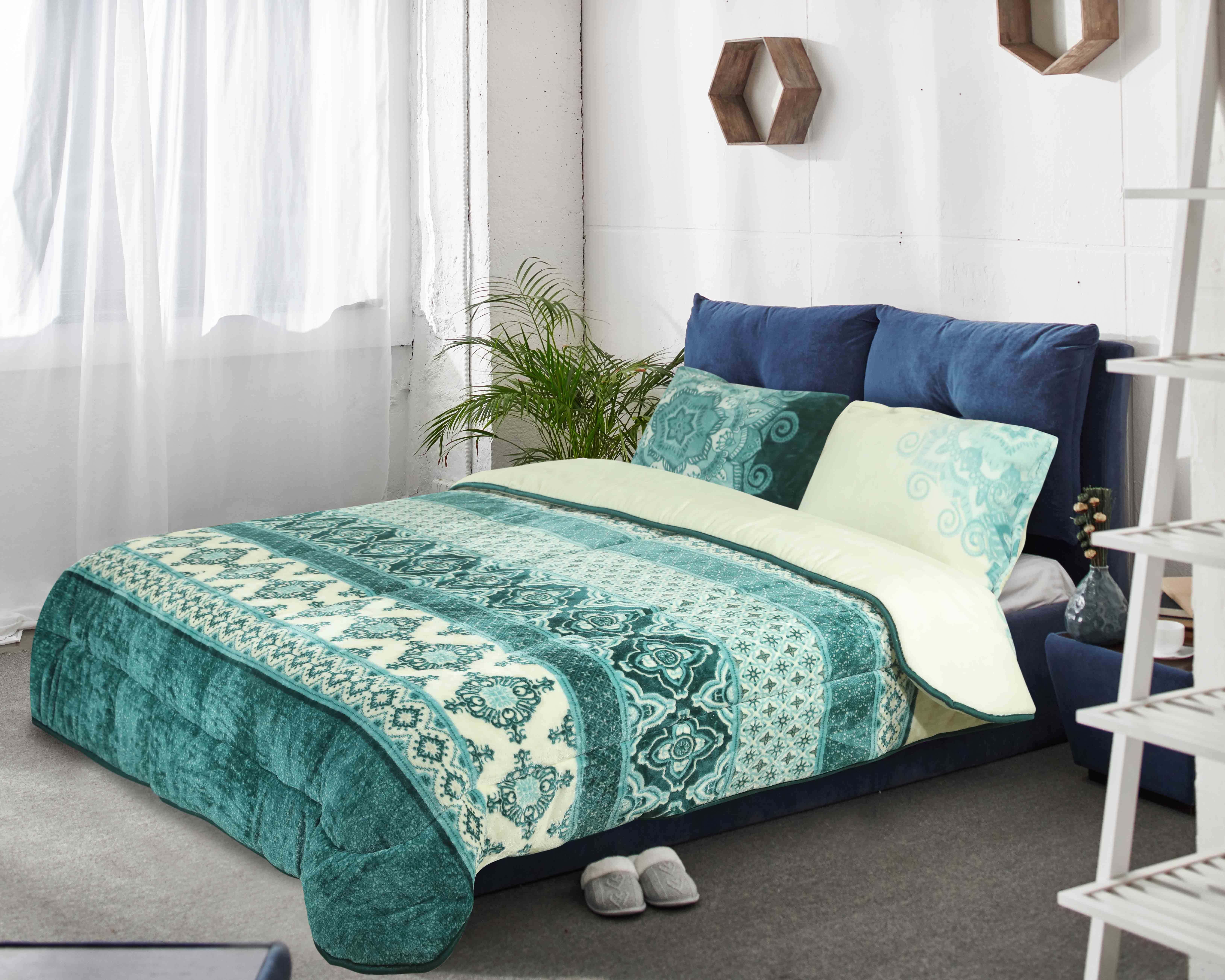 Royal Palace Double Face Quilt Set, 3 Pieces - Petrol