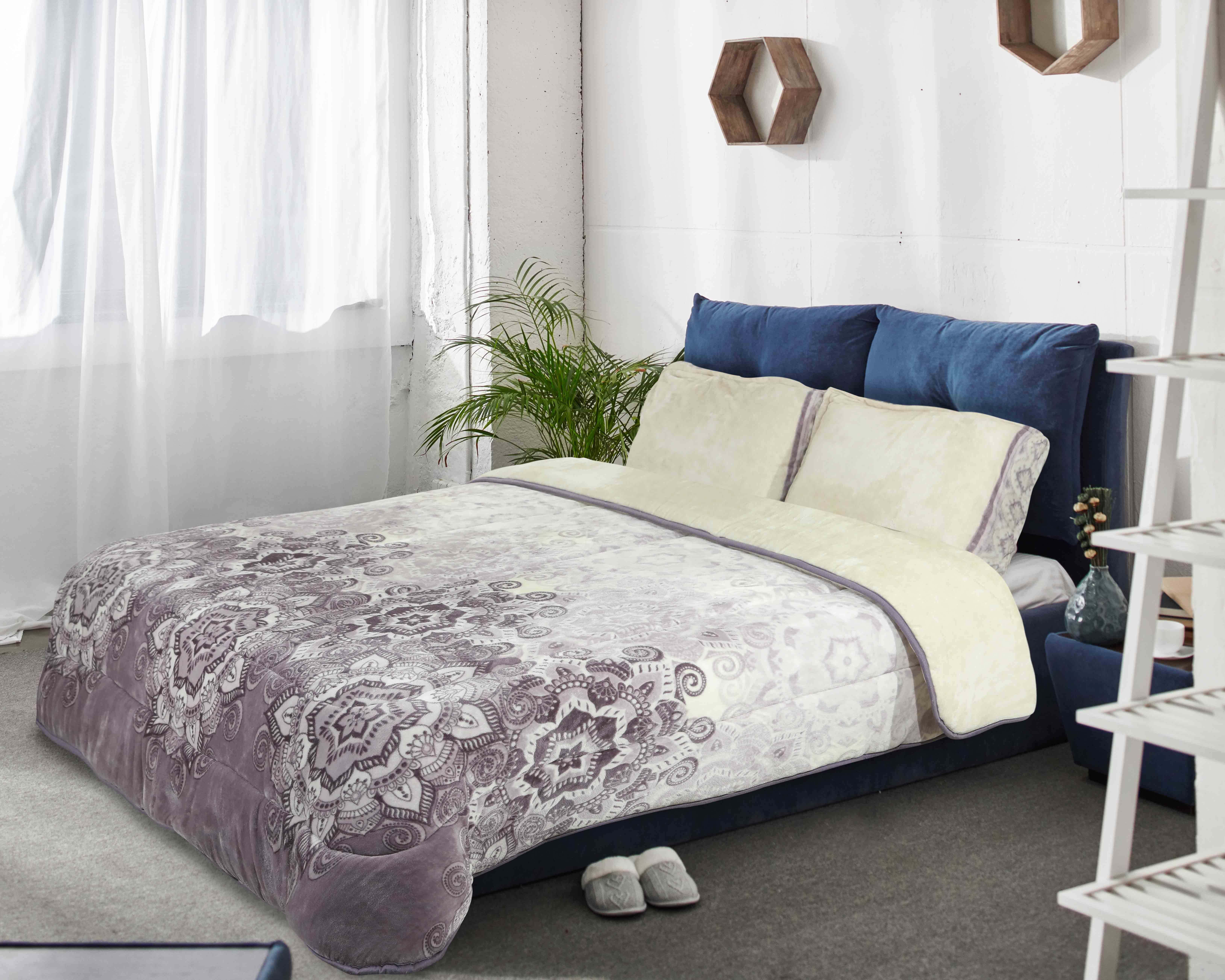 Royal Palace Double Face Quilt Set, 3 Pieces - Mauve
