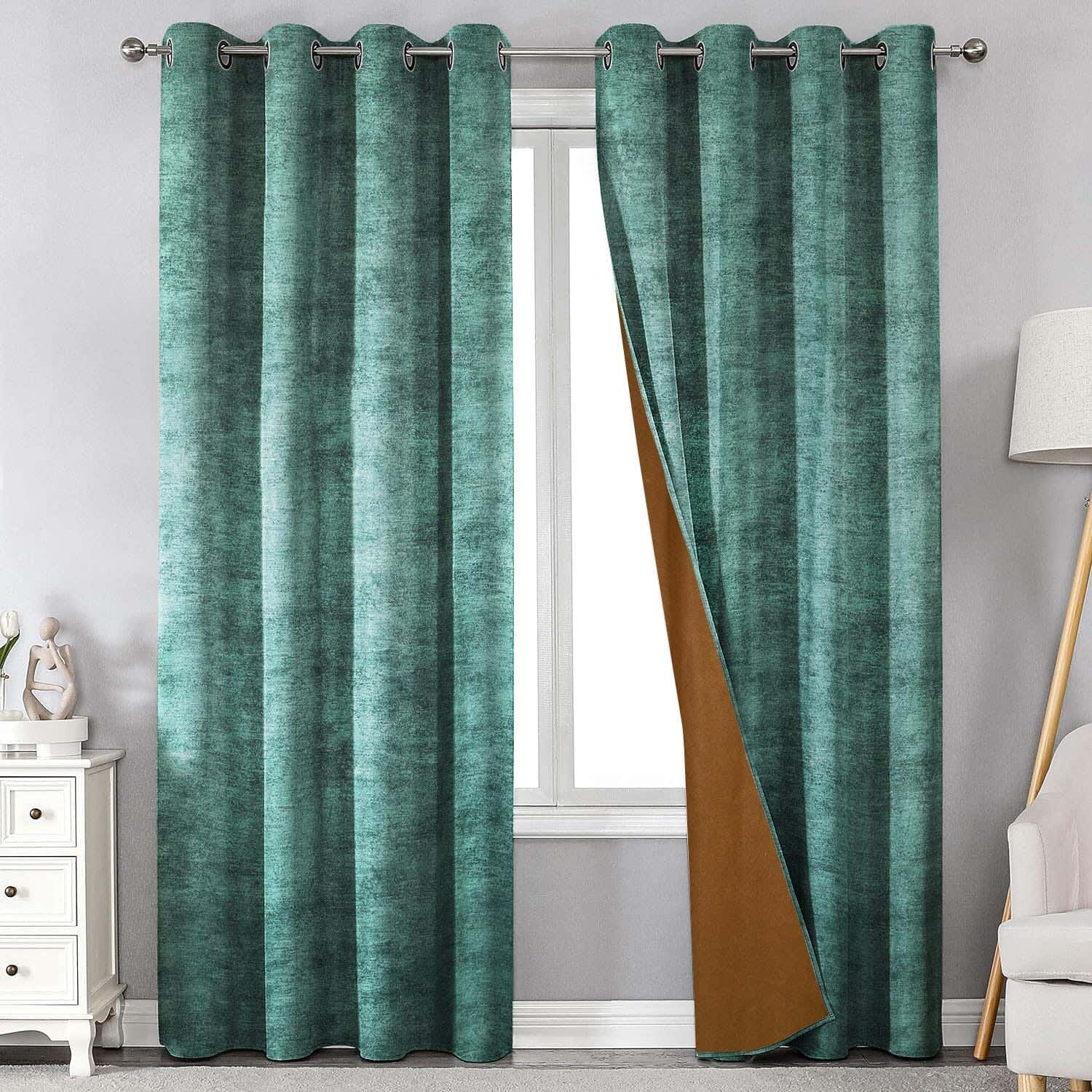 Hariri Velvet Curtain with Rings, 265×135 cm, Approximately 1350 grm ( 1 piece )
