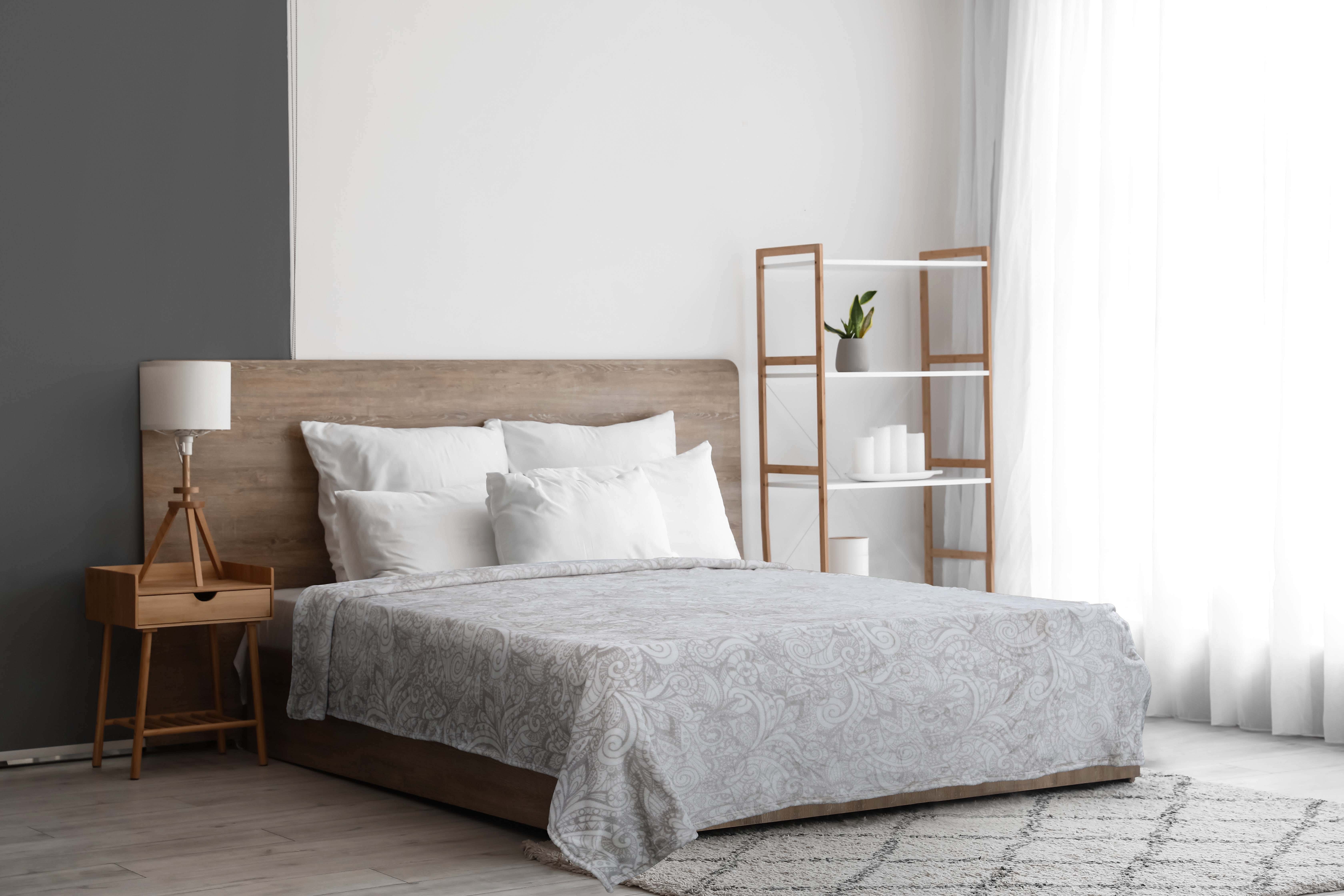 Morano Jacquard Bed Heater, 220x240 cm, 1400 gm - Beige