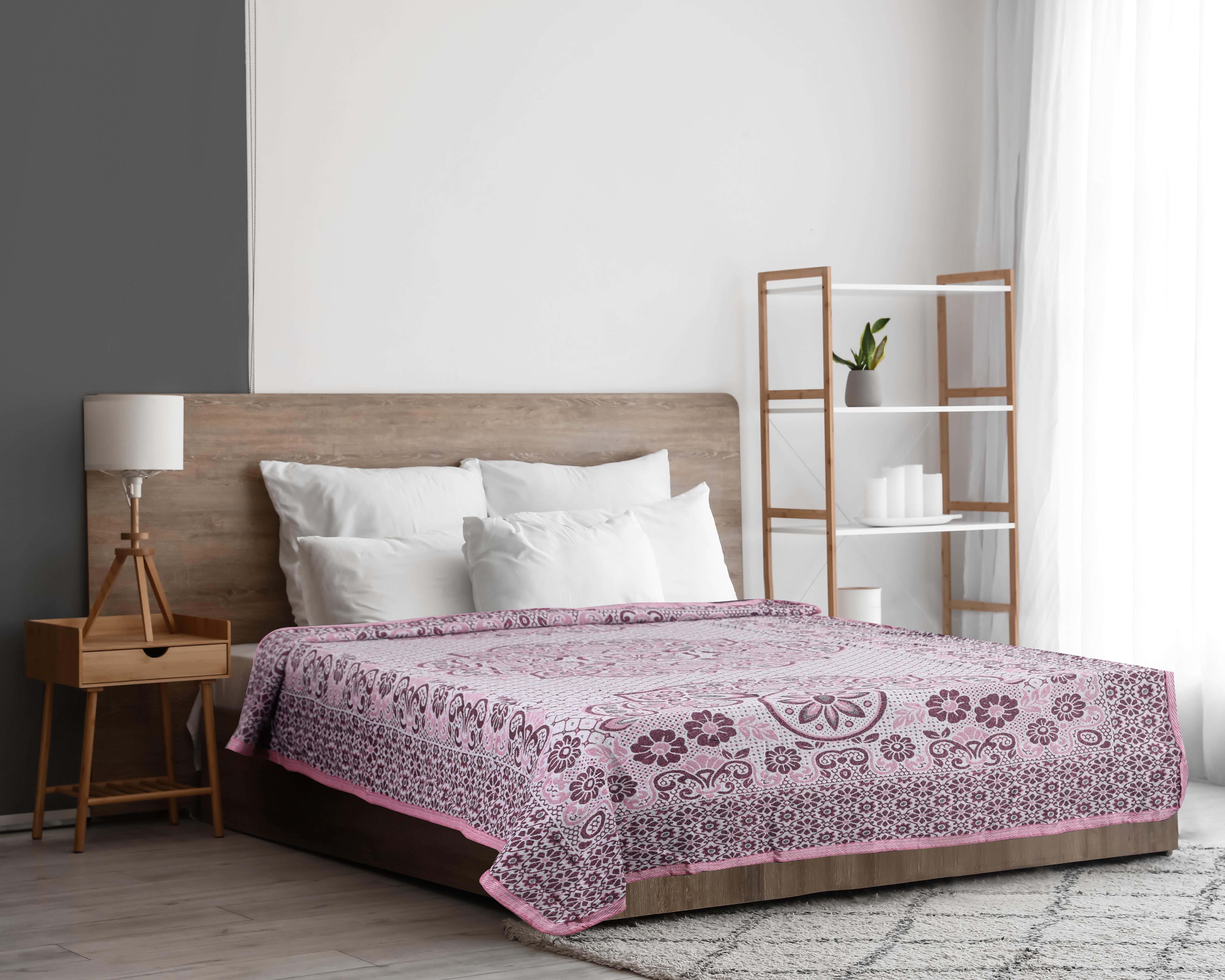 Safre Jacquard Bed Comforter, 150×200 cm - Rose