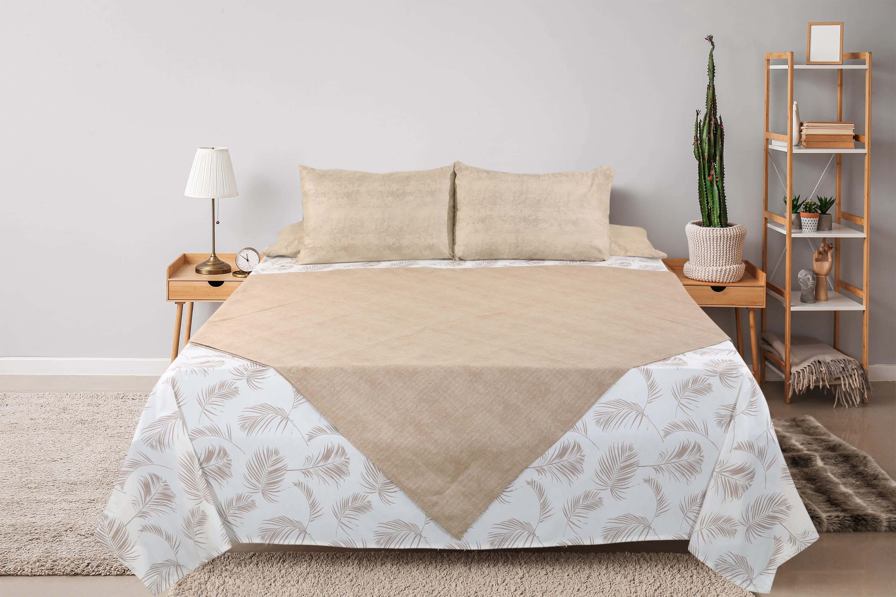 Keeva Cotton Bed Sheet and Comforter Bed Set, 5 Pieces, 4600 gm - White Beige