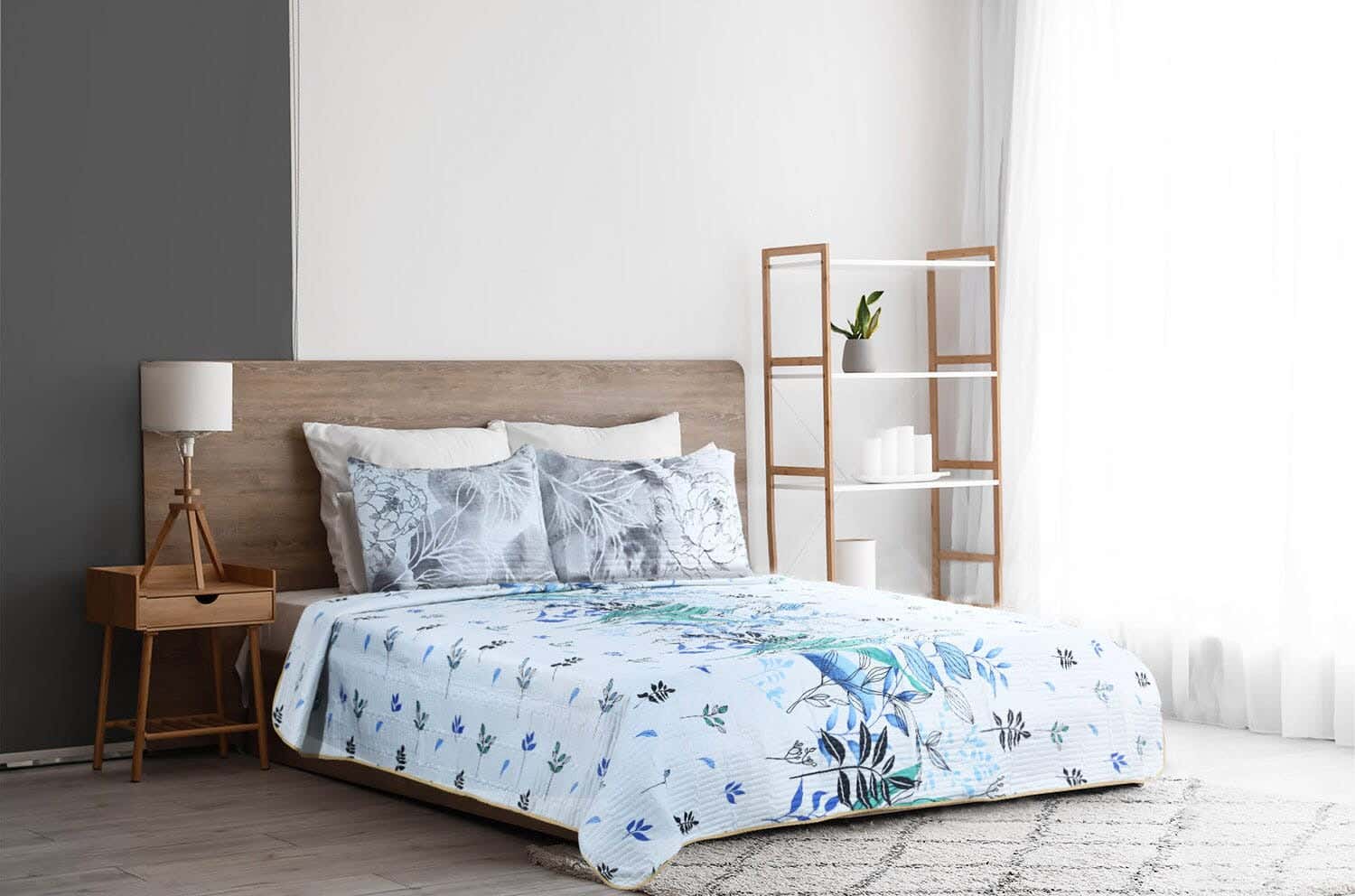 White Gold Comforter Set, 6 Pieces, 240×240 cm - Red White
