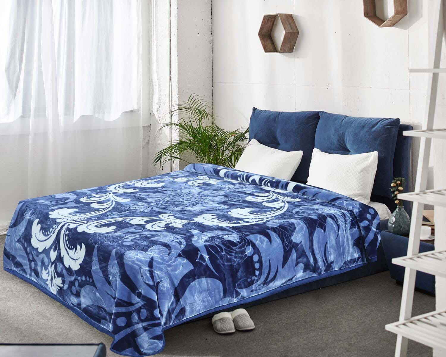 Aslan Velvet Two Layer Blanket, 220×240 Cm, Approximately 9500 gm - Navy
