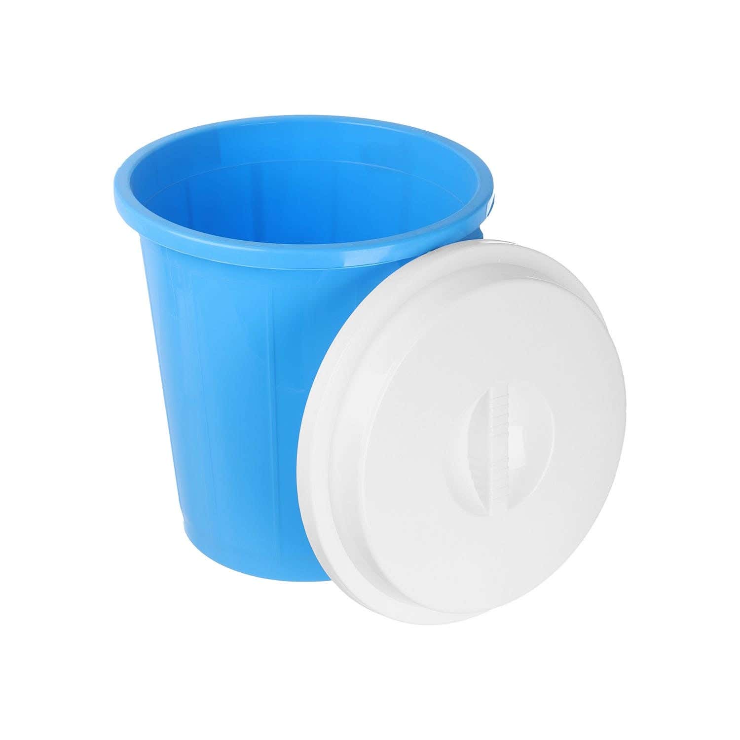 Al Wataneya Plastic Trash Bin with Lid, 30 Liter - Light Blue