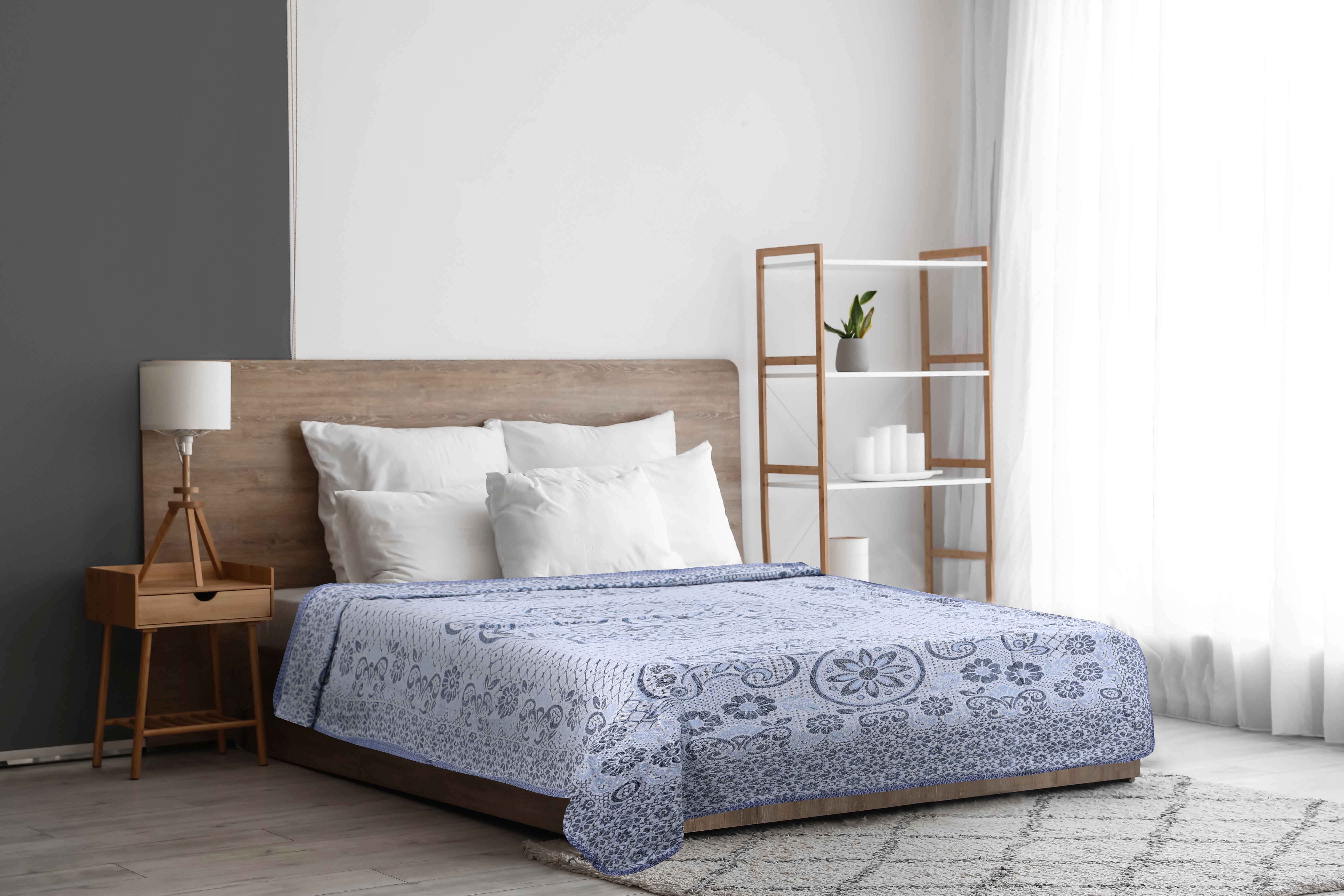 Shebl Safre Jacquard Bed Comforter, approx 150x200 cm, approx 1000 gm - Light Blue