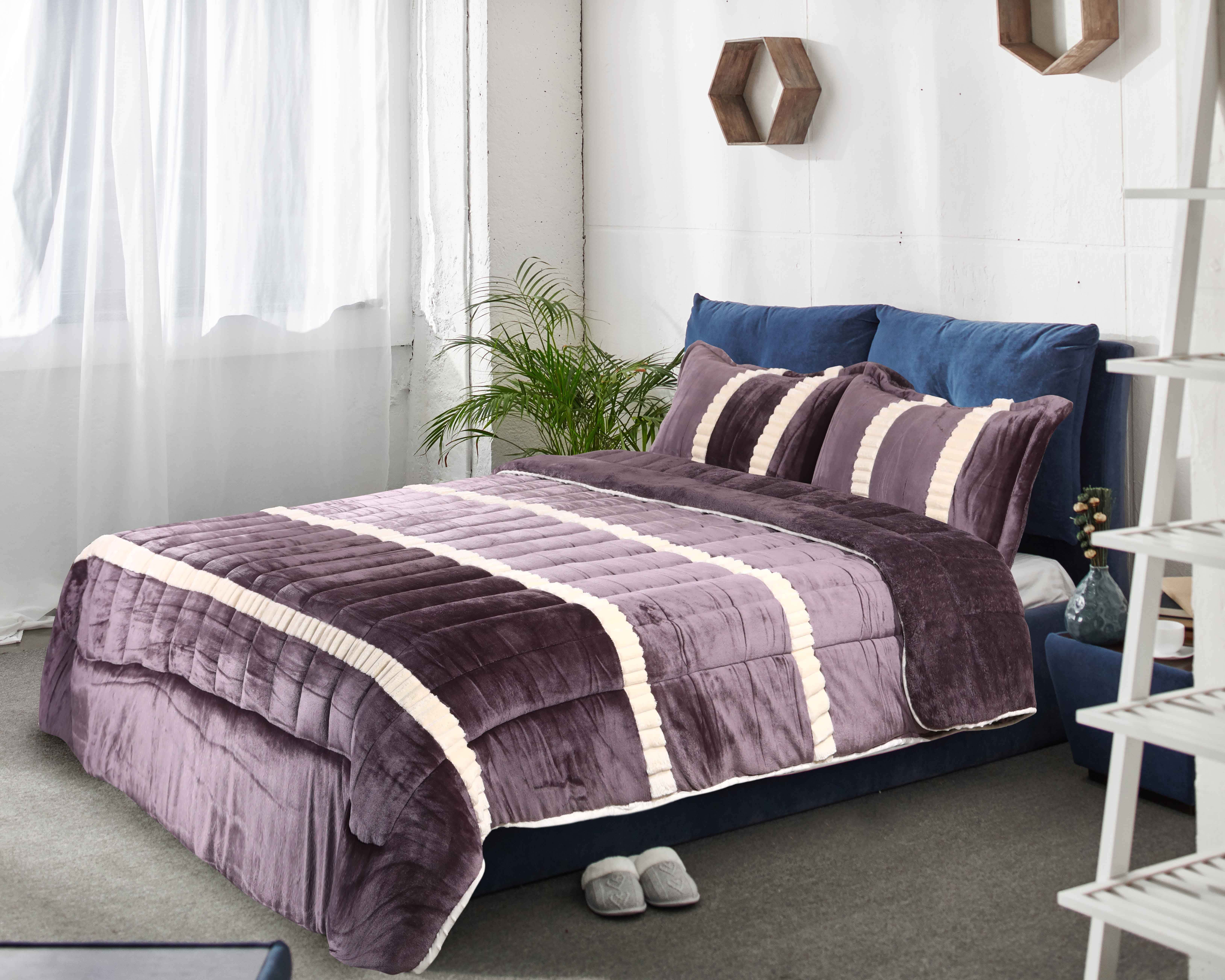 Liza Velvet Quilt Set, 3 Pieces, 240x240 cm, Approx 7000 gm - Purple