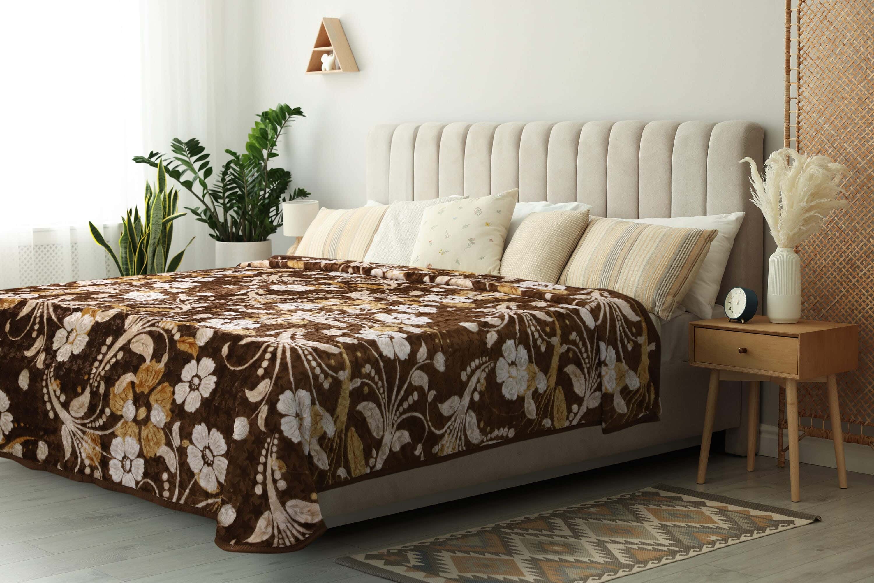 Nana Secret Rotana Single Layer Velvet Laser engraving Blanket, 220×240 cm, approximately 2 Kg