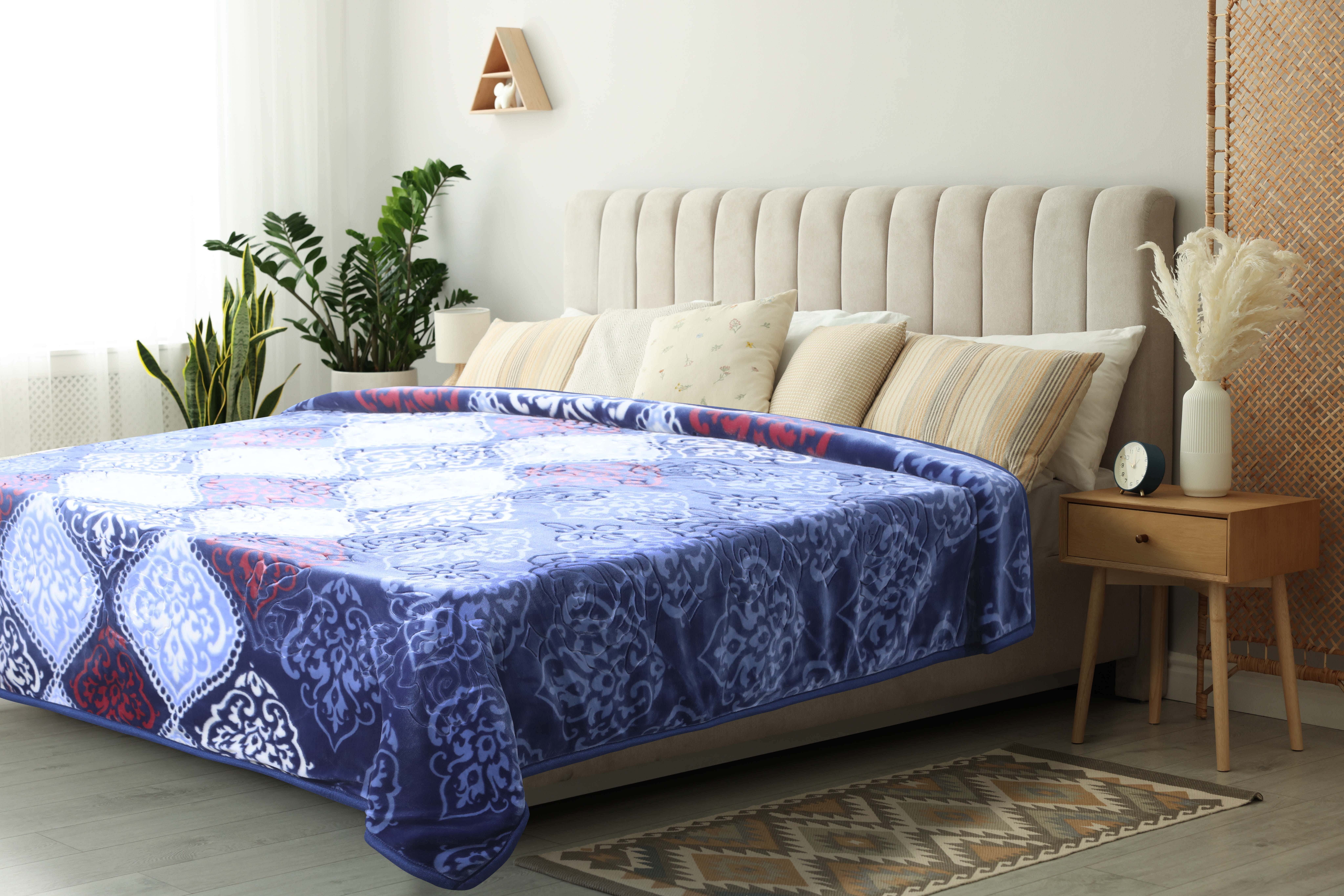 Aslan Double Layers Velvet Blanket, 220×240 cm Approx, 6 Kg Approx - Navy