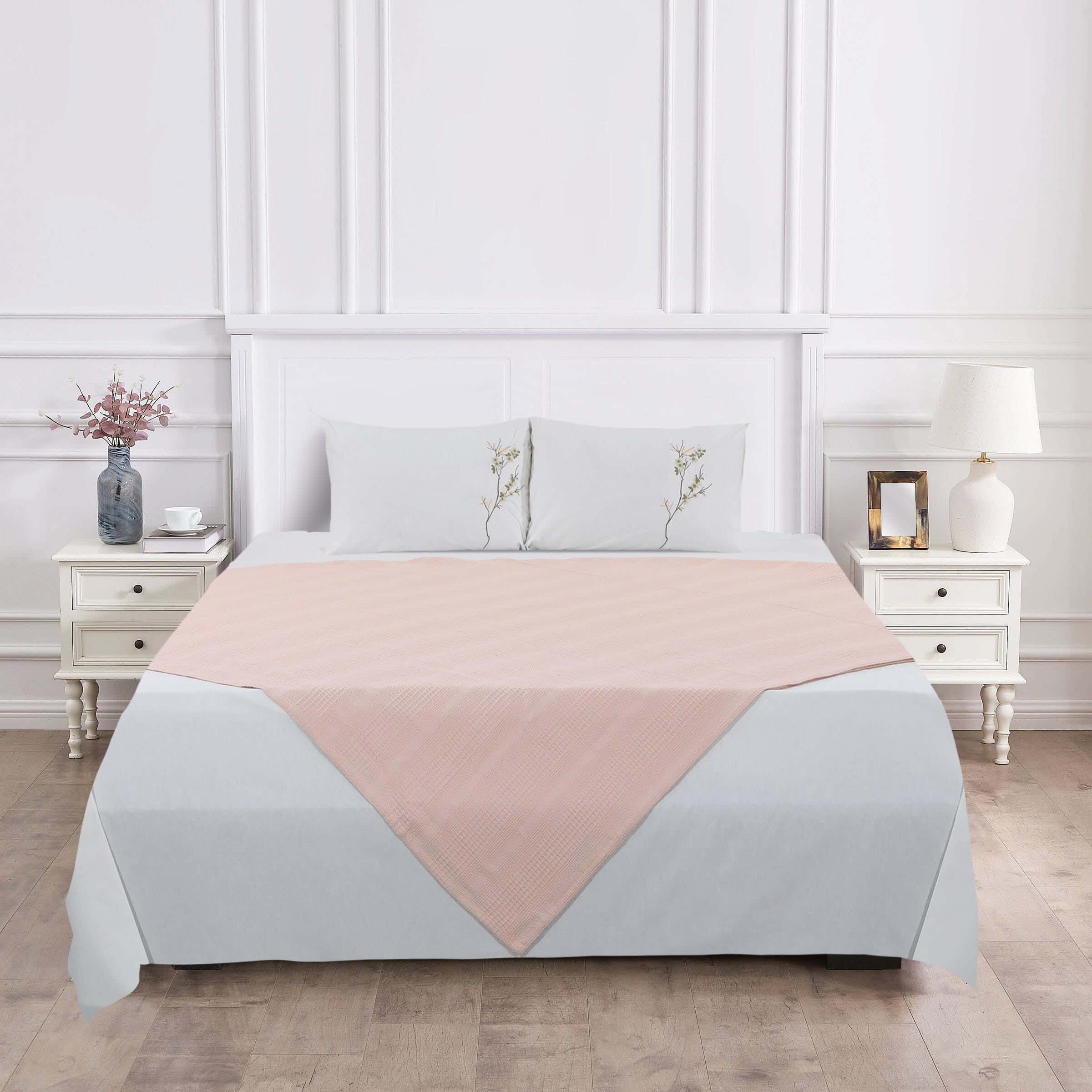 Irina Cotton Comforter and Bed Sheet Set, 4 Pieces, 2900 grams - Rose