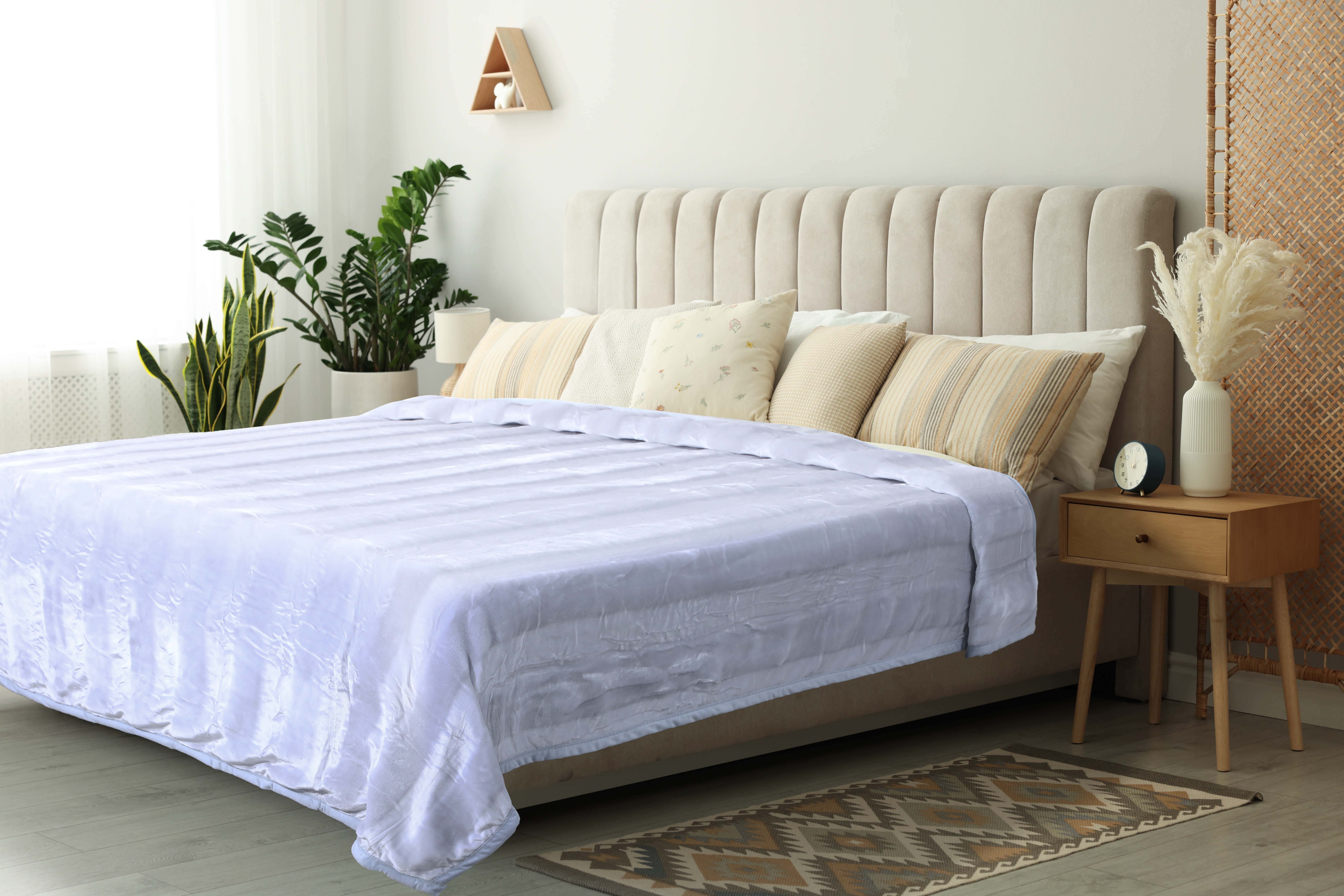 Marbella Velvet Blanket Two Layer, 220x240cm, Approximately 3950 gm - Light Mauve