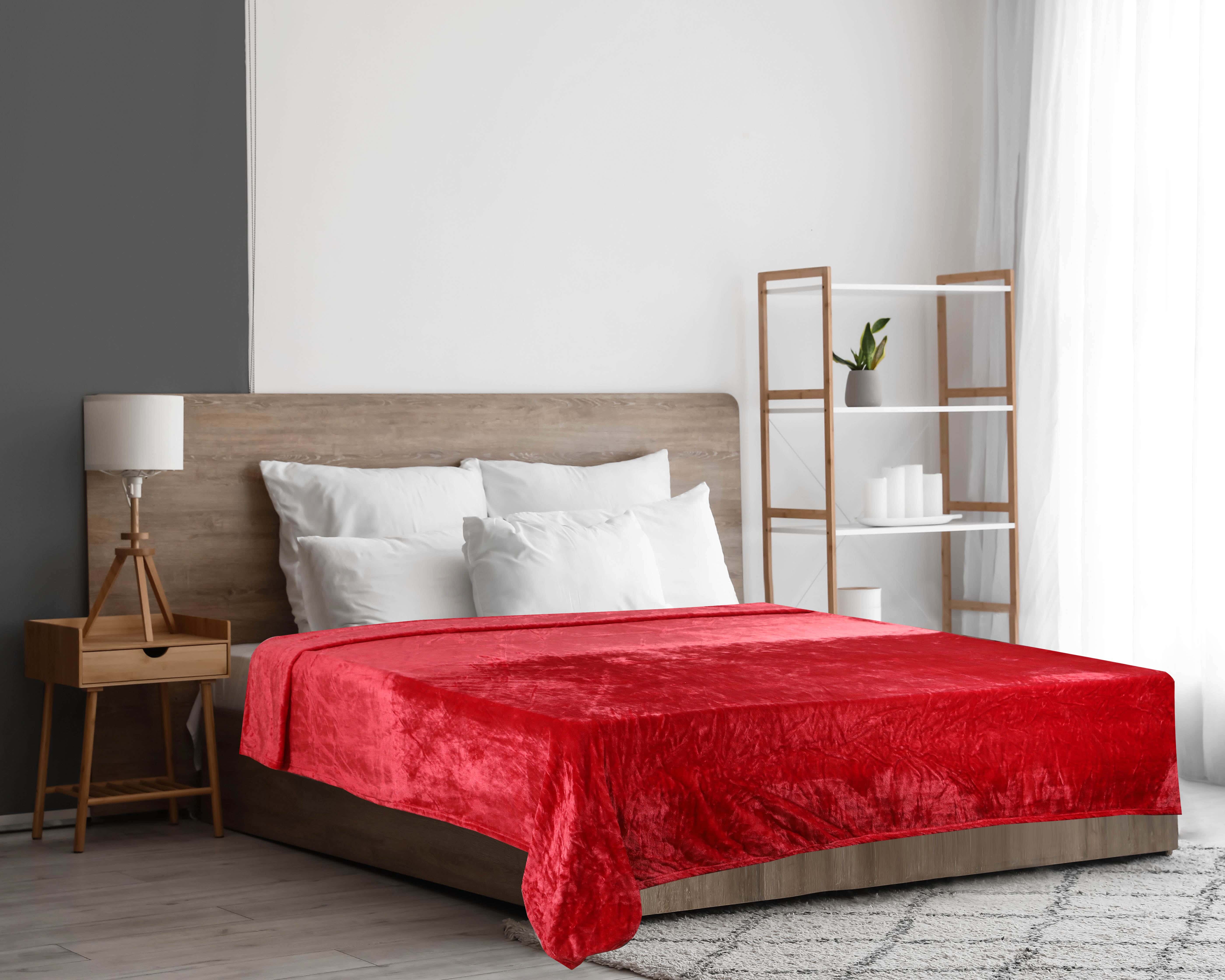Espanol Velvet Bed Heater, 220x240 cm, 1850 gm - Dark Red