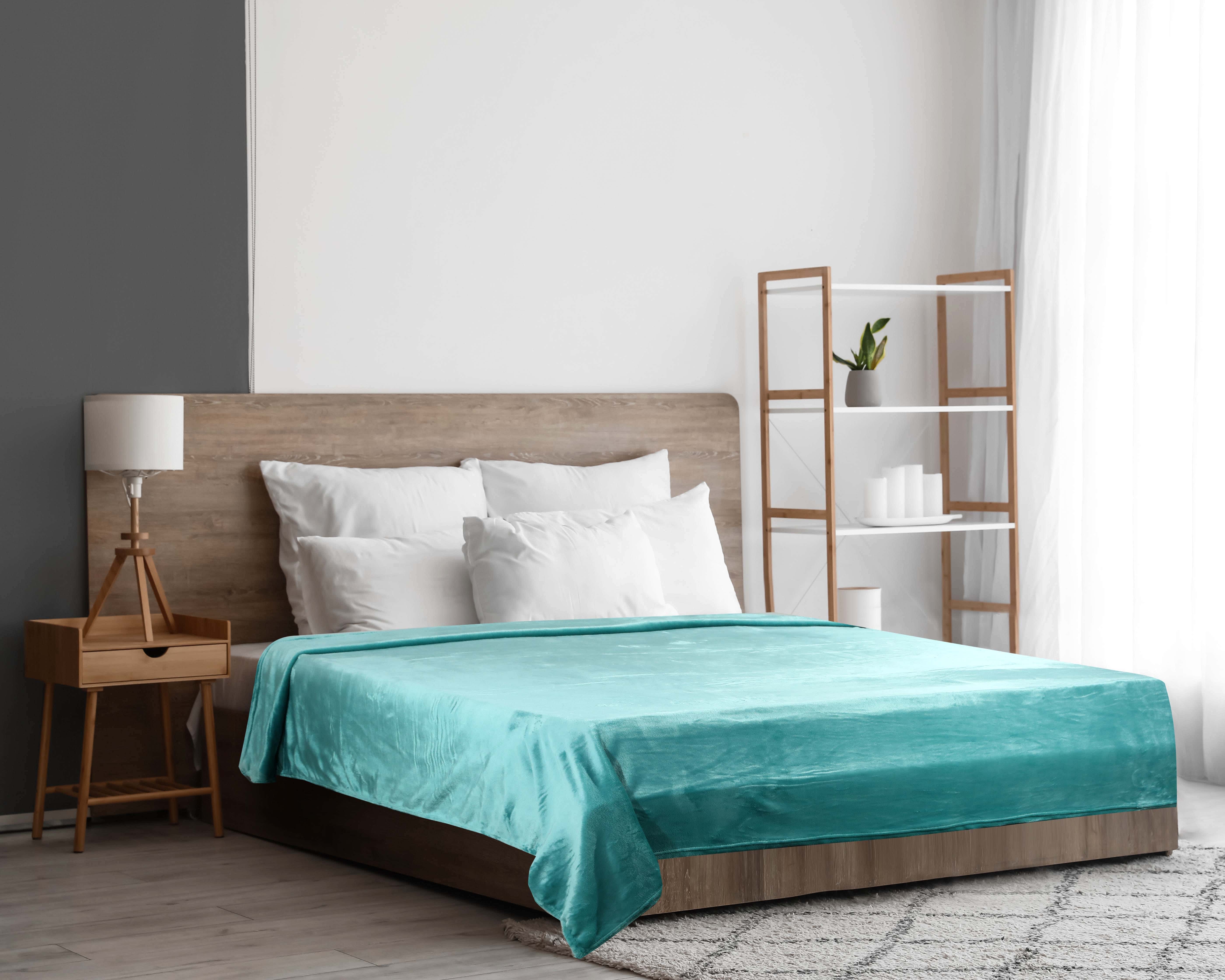 Velvet Baby Bed Heater, 220×240 cm, approx. 1400 gm - Turquoise