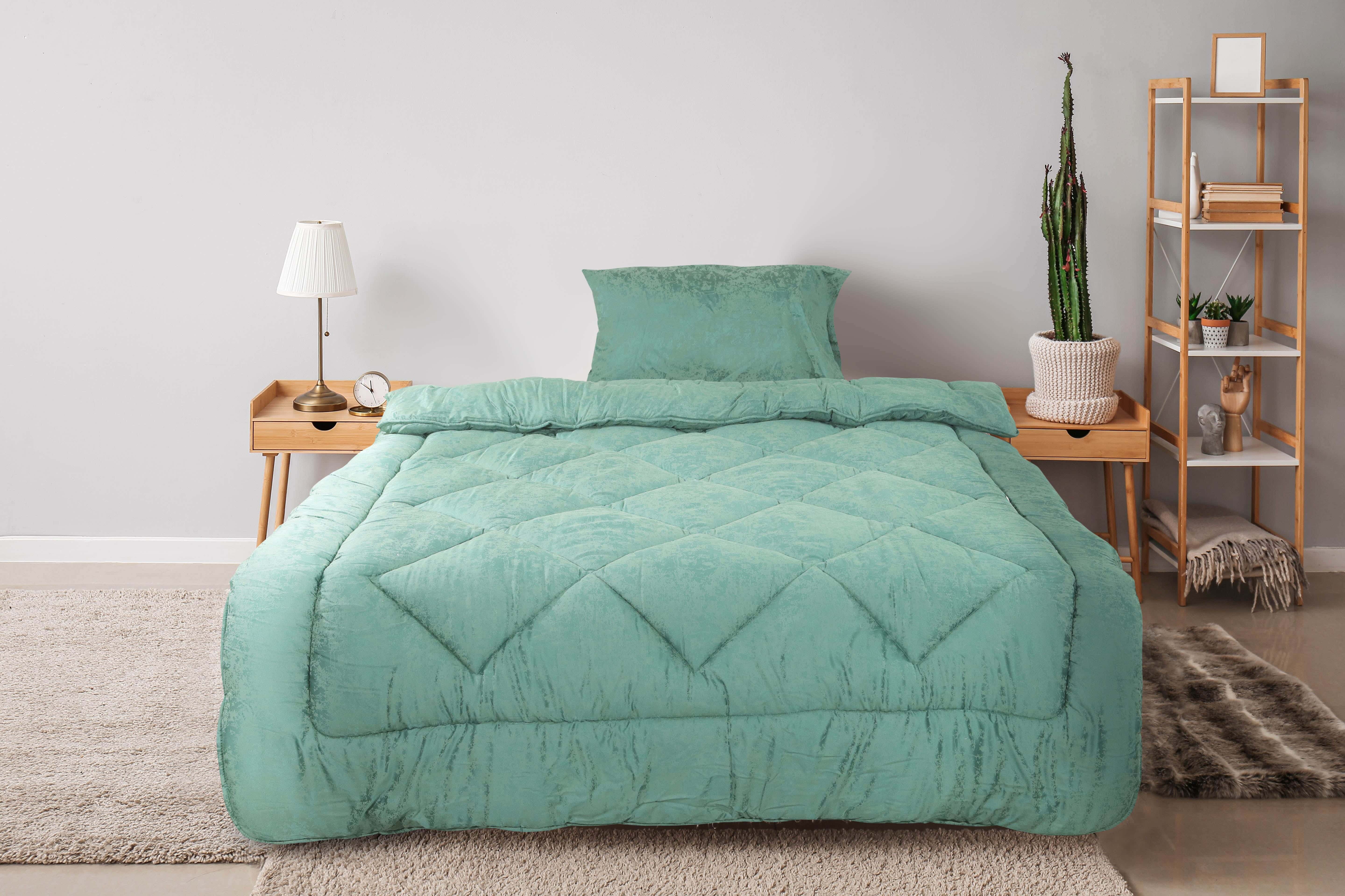 Al Maamoun Cotton Quilt Set, 2 Pieces, 240x180 cm, approximately 4000 gms - Olive