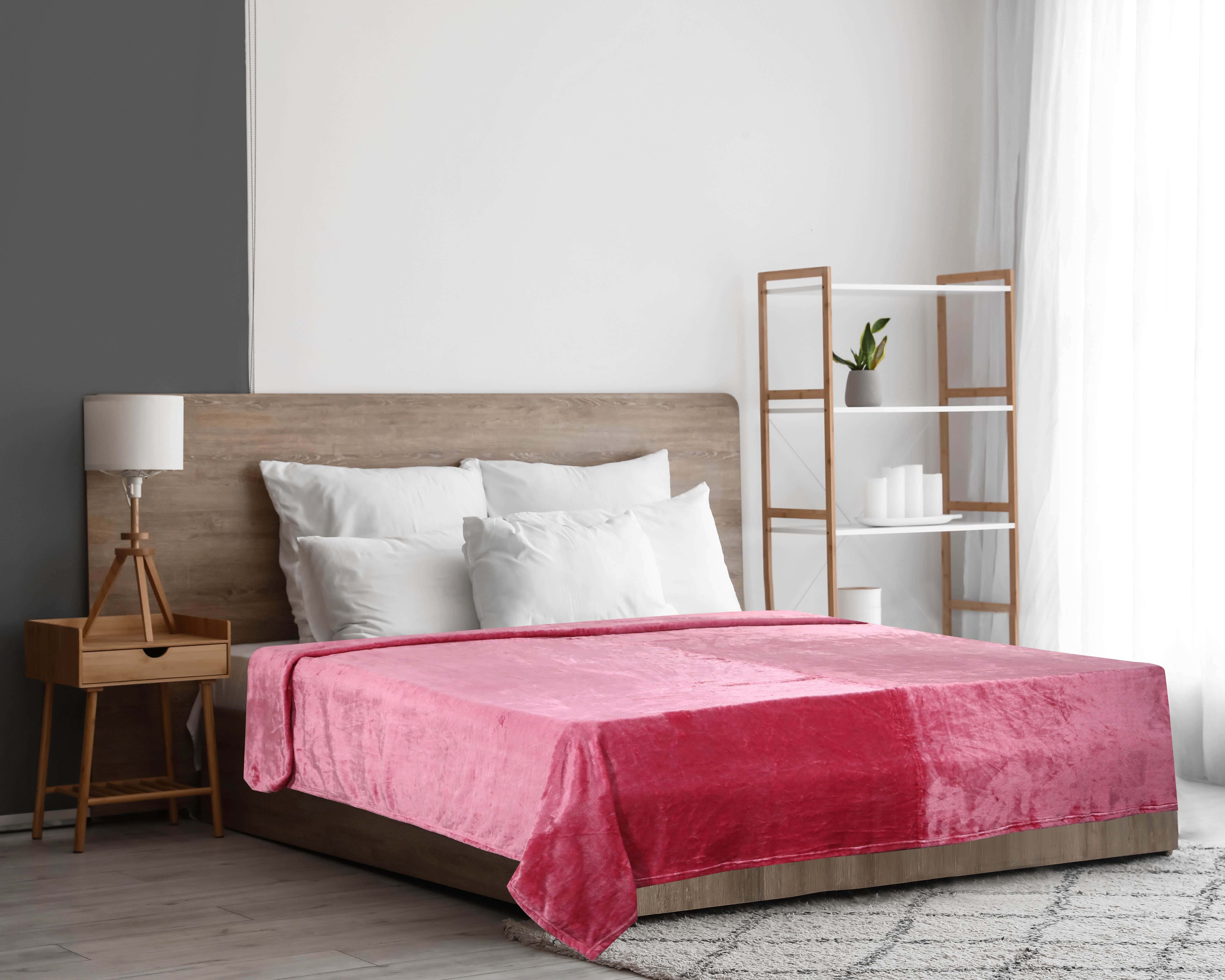 Espanol Velvet Bed Heater, 220x240 cm, 1850 gm - Cashmere
