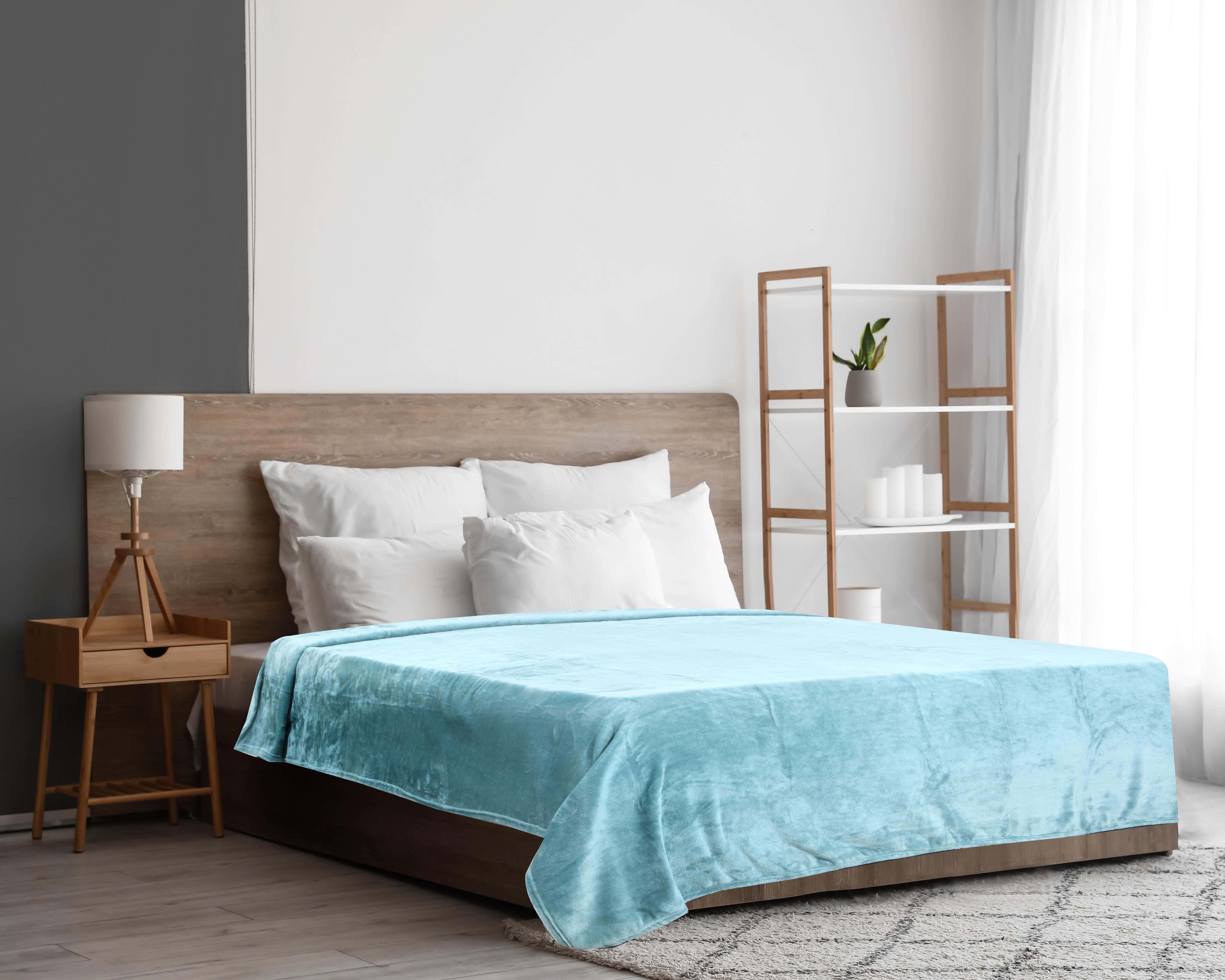 Aslan Velvet Bed Heater, 220×240 cm, approximately 1800 gm - Turquoise