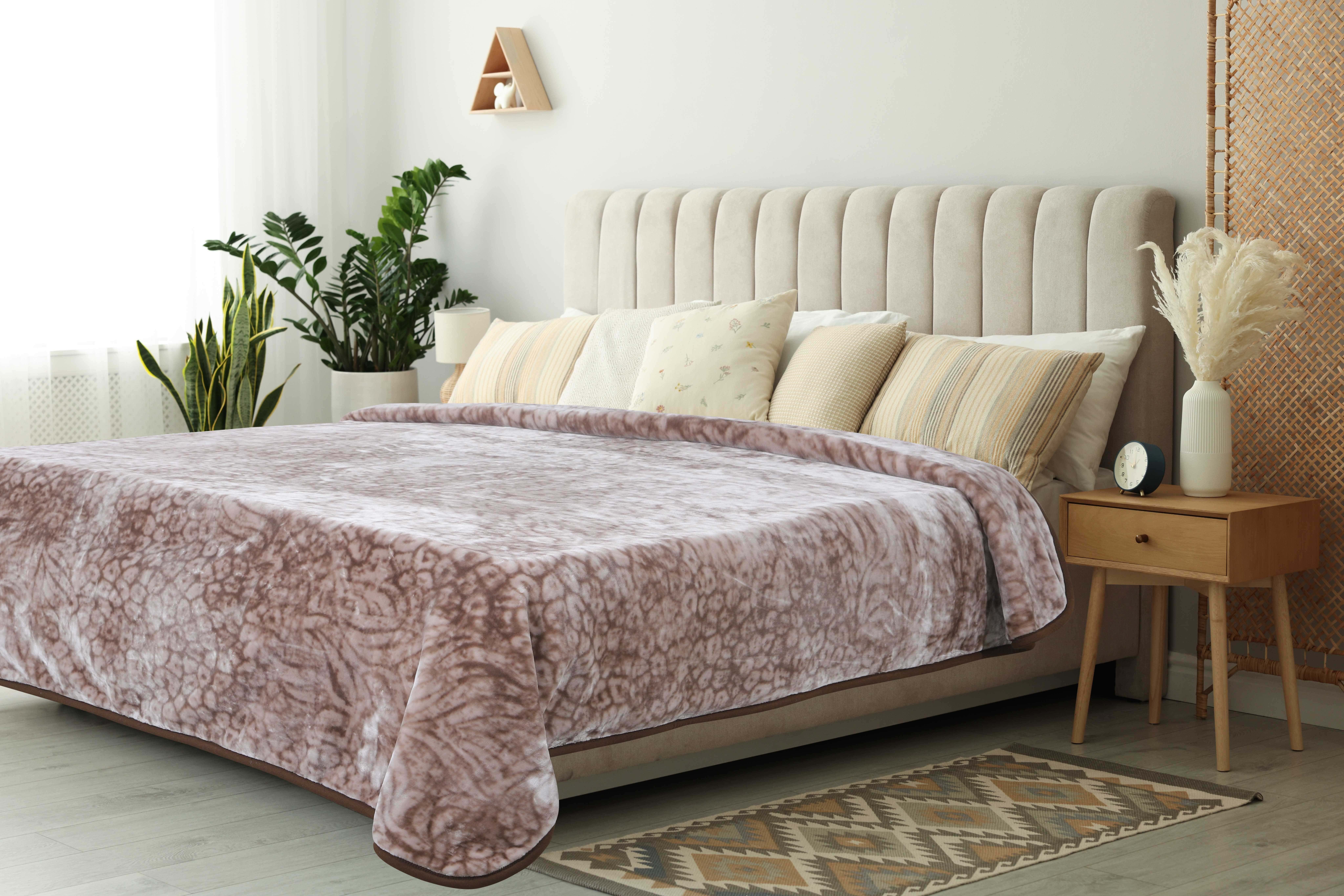 Mandora Velvet Double Layers Blanket, 220x240 cm, Approximately 5 kg - Brown