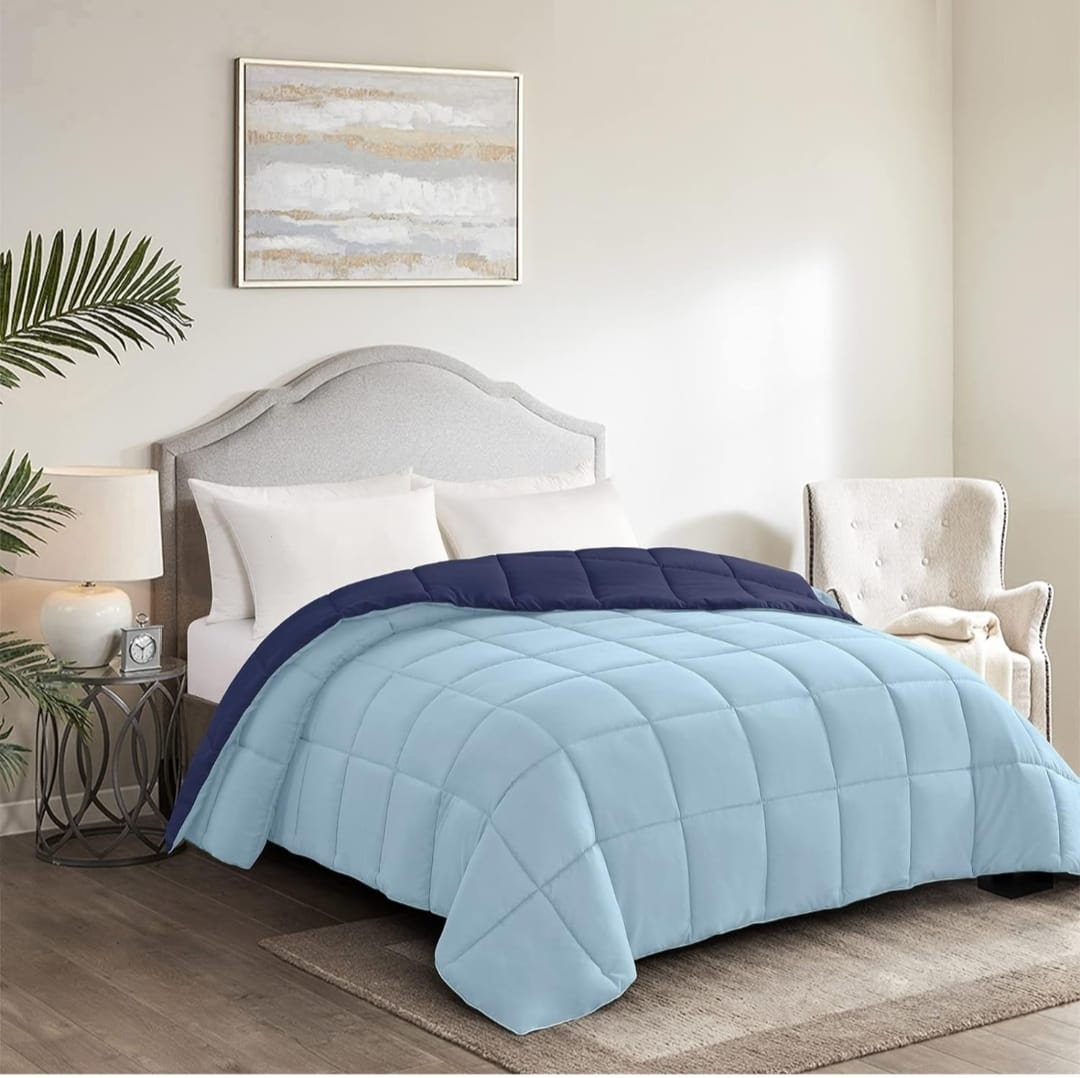 Line Sleep Fiber Double Face Quilt, 240x220 cm - Navy Light Blue