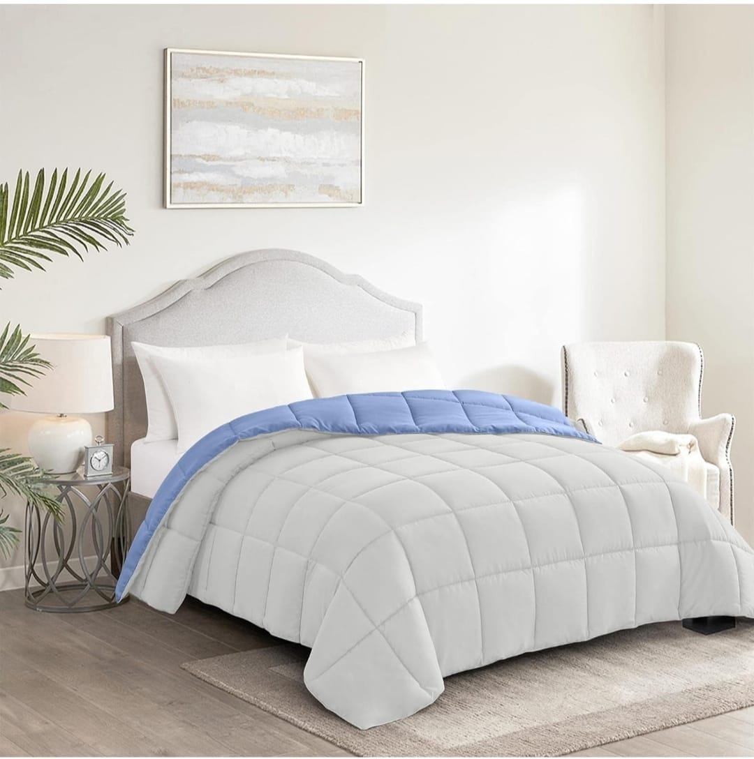 Line Sleep Fiber Double Face Quilt, 220x180 cm - Light Blue White
