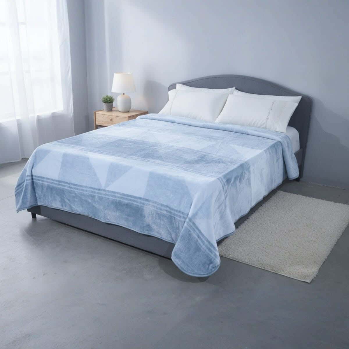 Morano Infinity Velvet Single Layer Blanket, 220×240 cm, Approximately 4 Kg - Light Blue