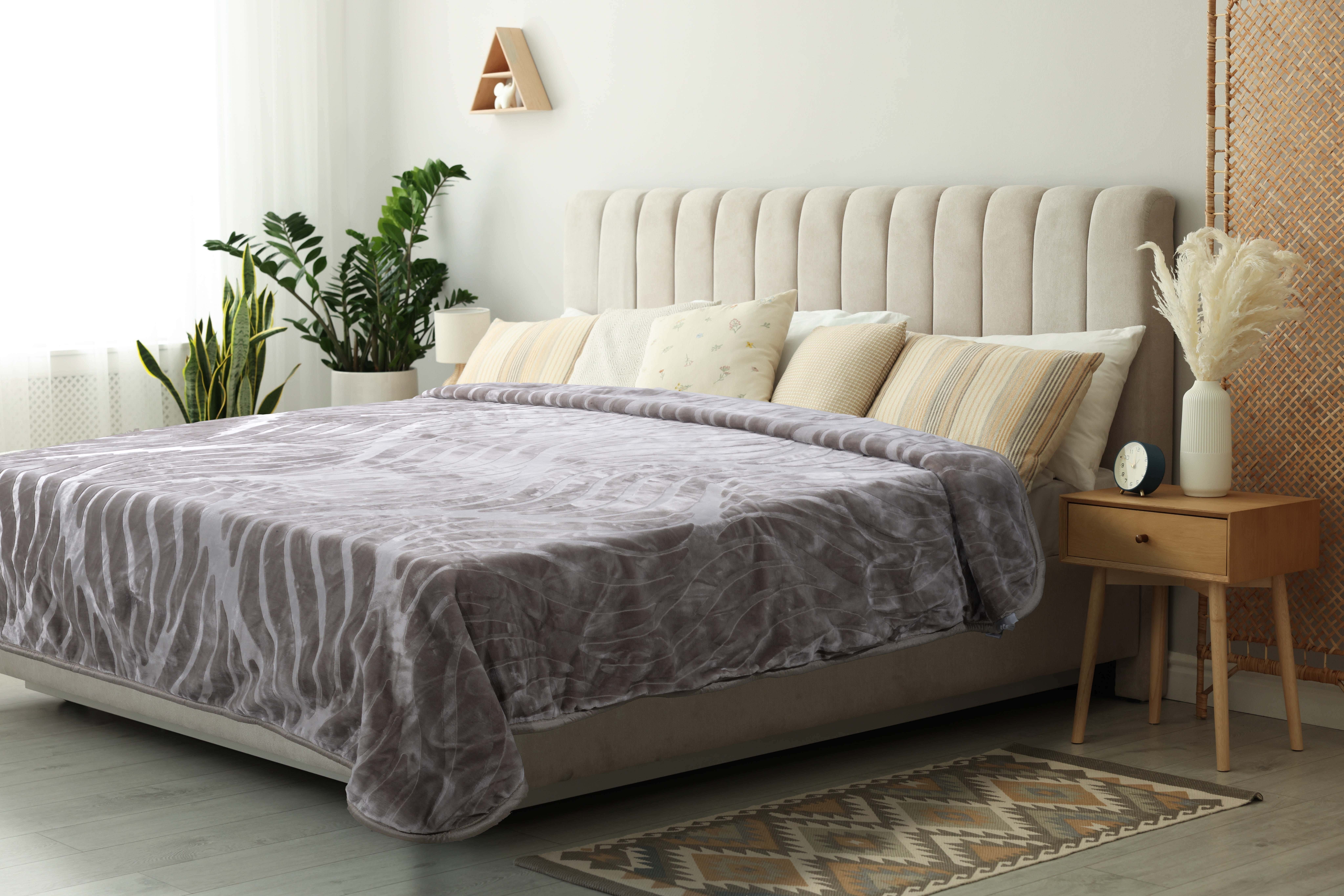 Morano Velvet Blanket Double Layer, 240×220 cm, 6800 gm - Olive