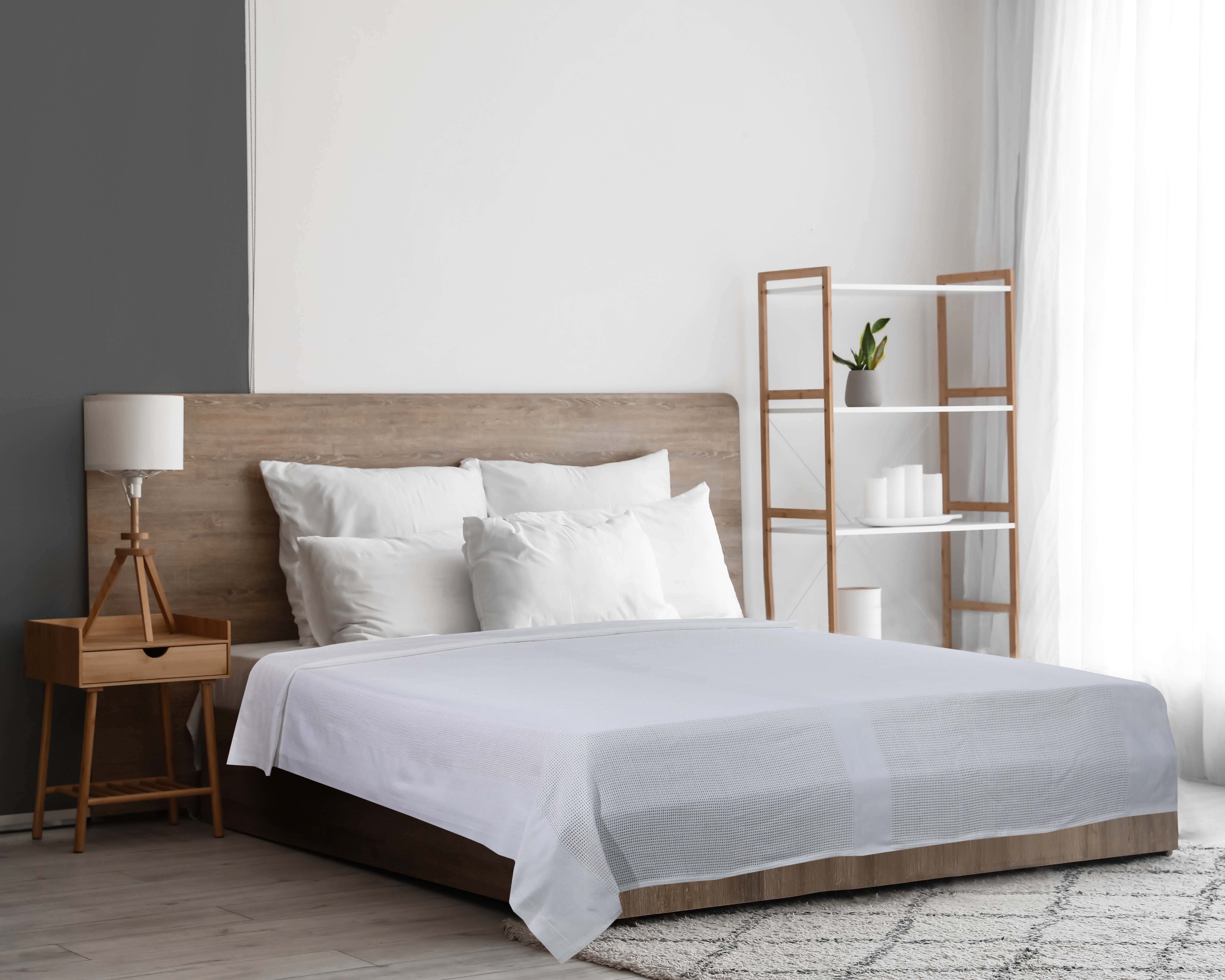 Mehalla Cotton Coverlet, 180X250 Cm, Approximately 375 Grams - White