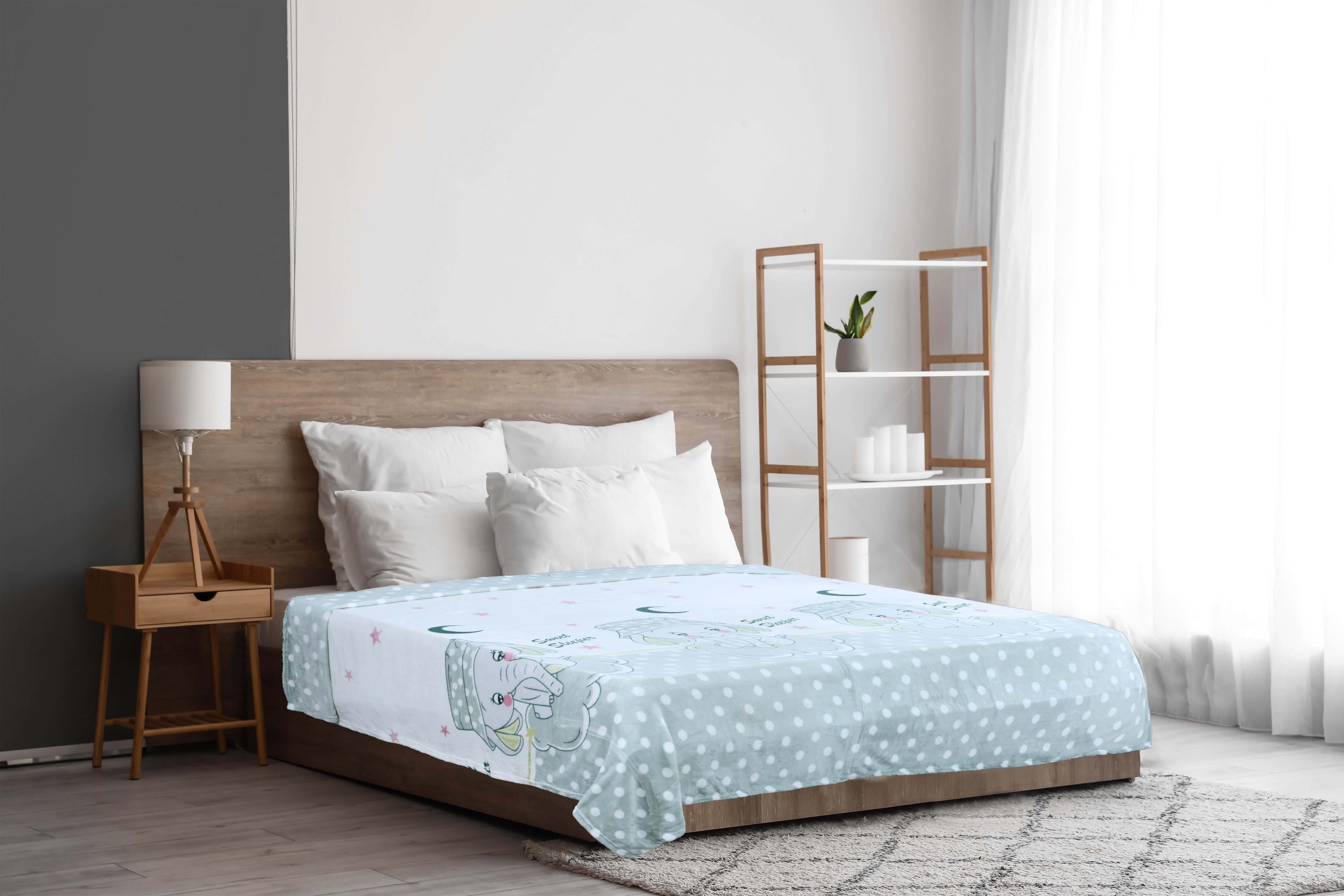 Velvet Heater Bedspread, 220x240 cm, 1300 gm - Olive