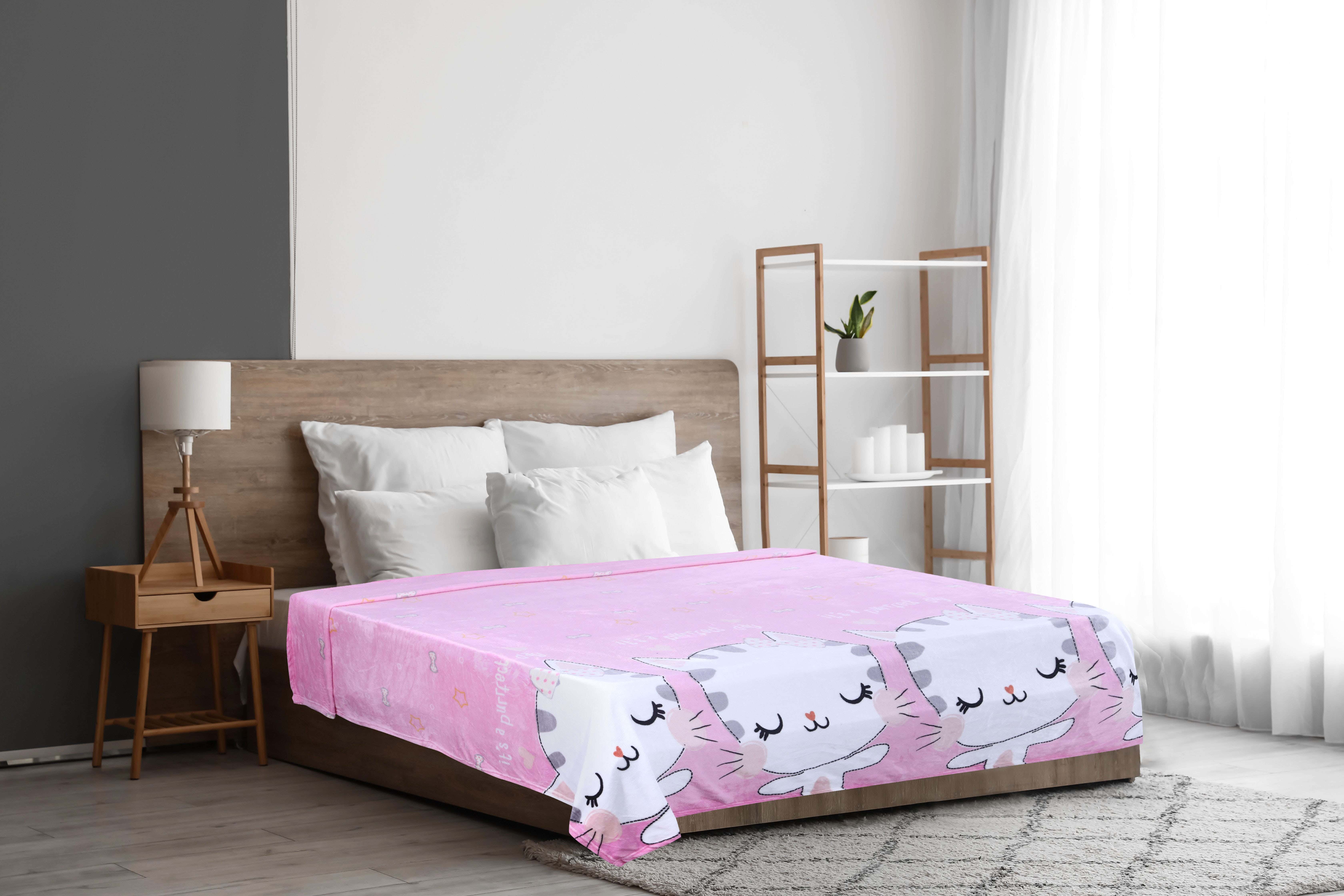 Velvet Bed Heater, 220x240 cm, 1300 gm - Pink