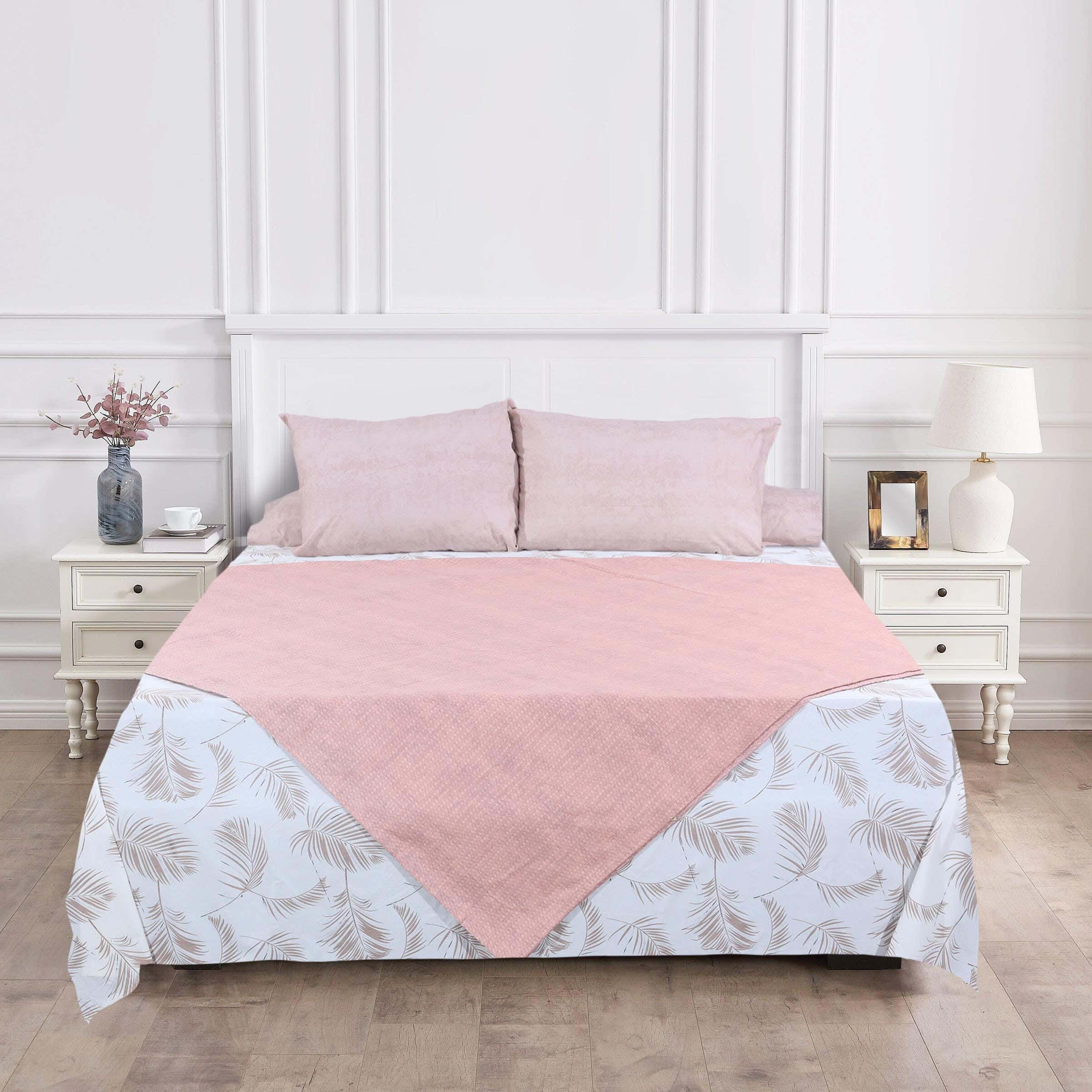 Keeva Cotton Bed Sheet and Comforter Bed Set, 5 Pieces, 4600 gm - Rose