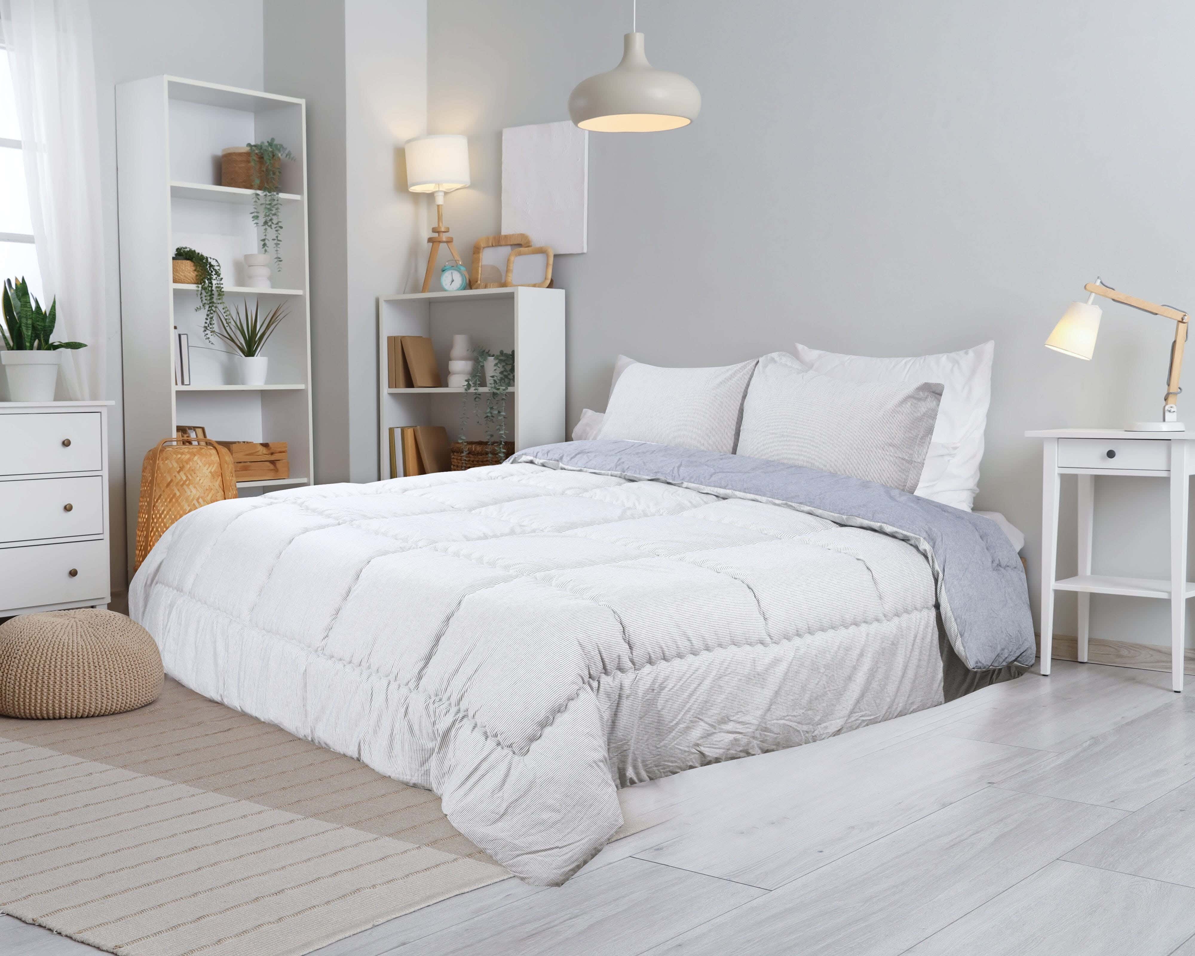 Al Maamoun Cotton Quilt Set, 3 Pieces, 240×240 cm, 4850 gm - Grey Navy