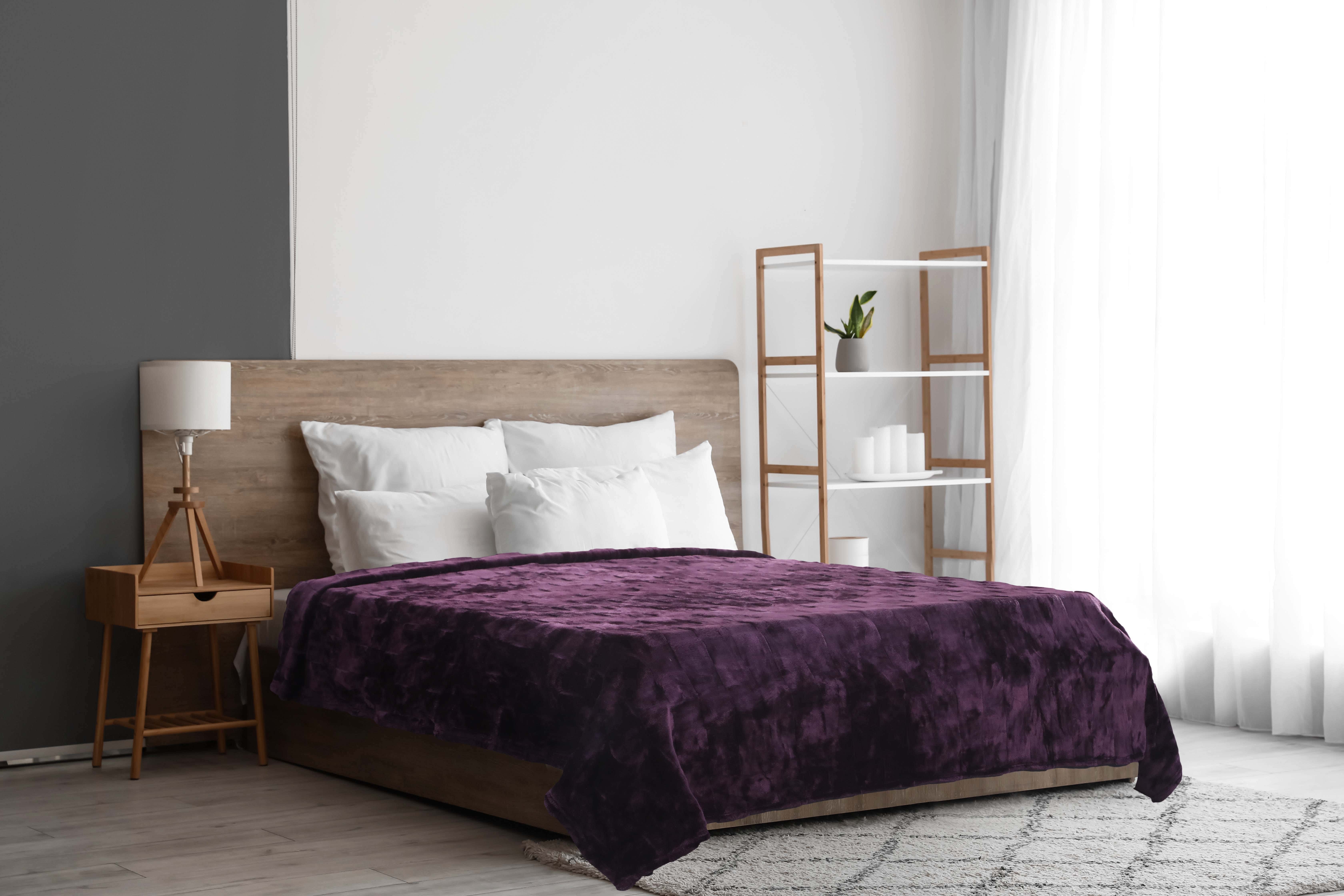 Morano Velvet Bed Heater, 220×240 cm, 1800 gm - Purple