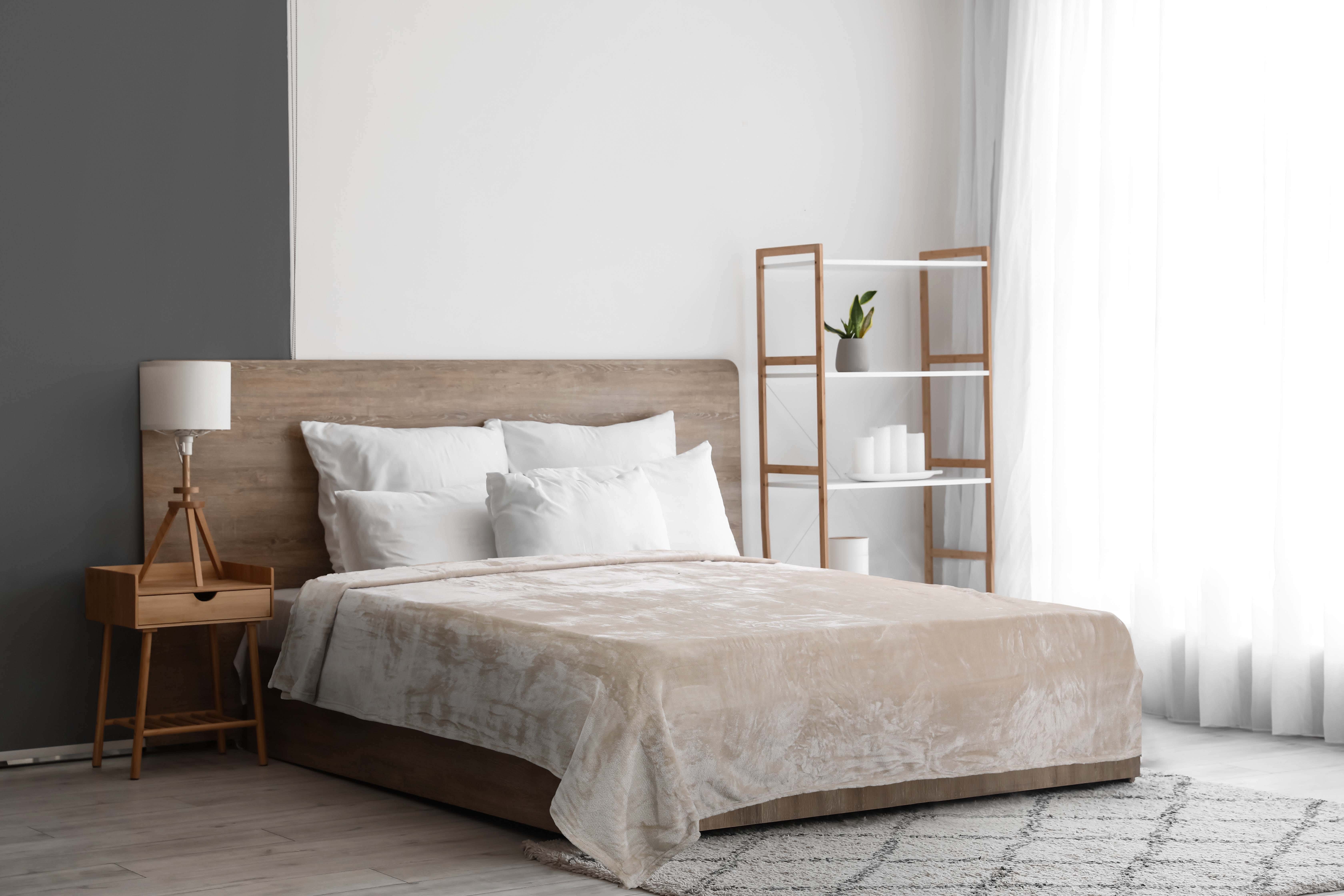 Morano Jacquard Bed Heater, 220x240 cm, 1400 gm - Beige
