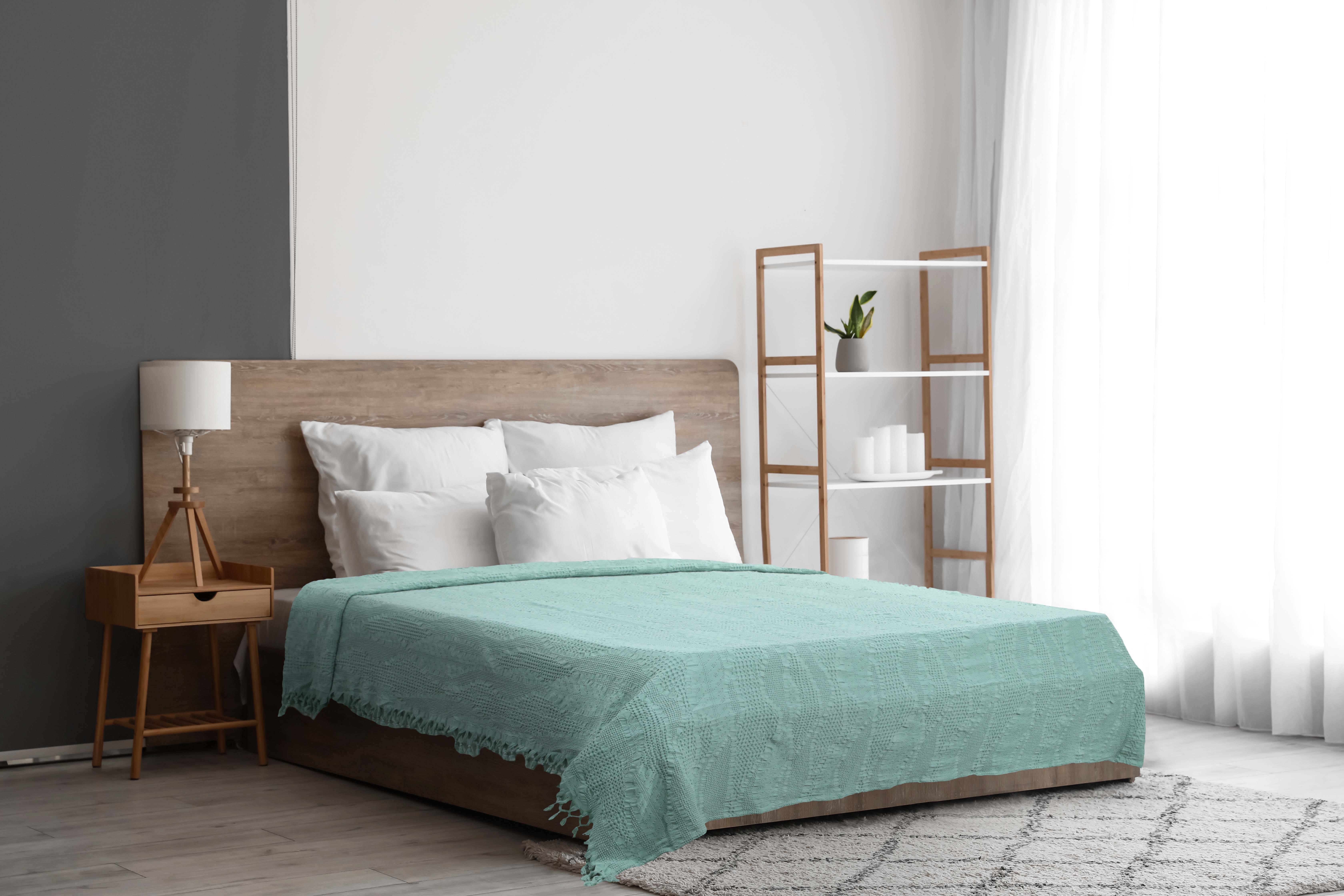 Joli Cotton Comforter with Fringes, 220×240 cm, 2100 gm - Olive