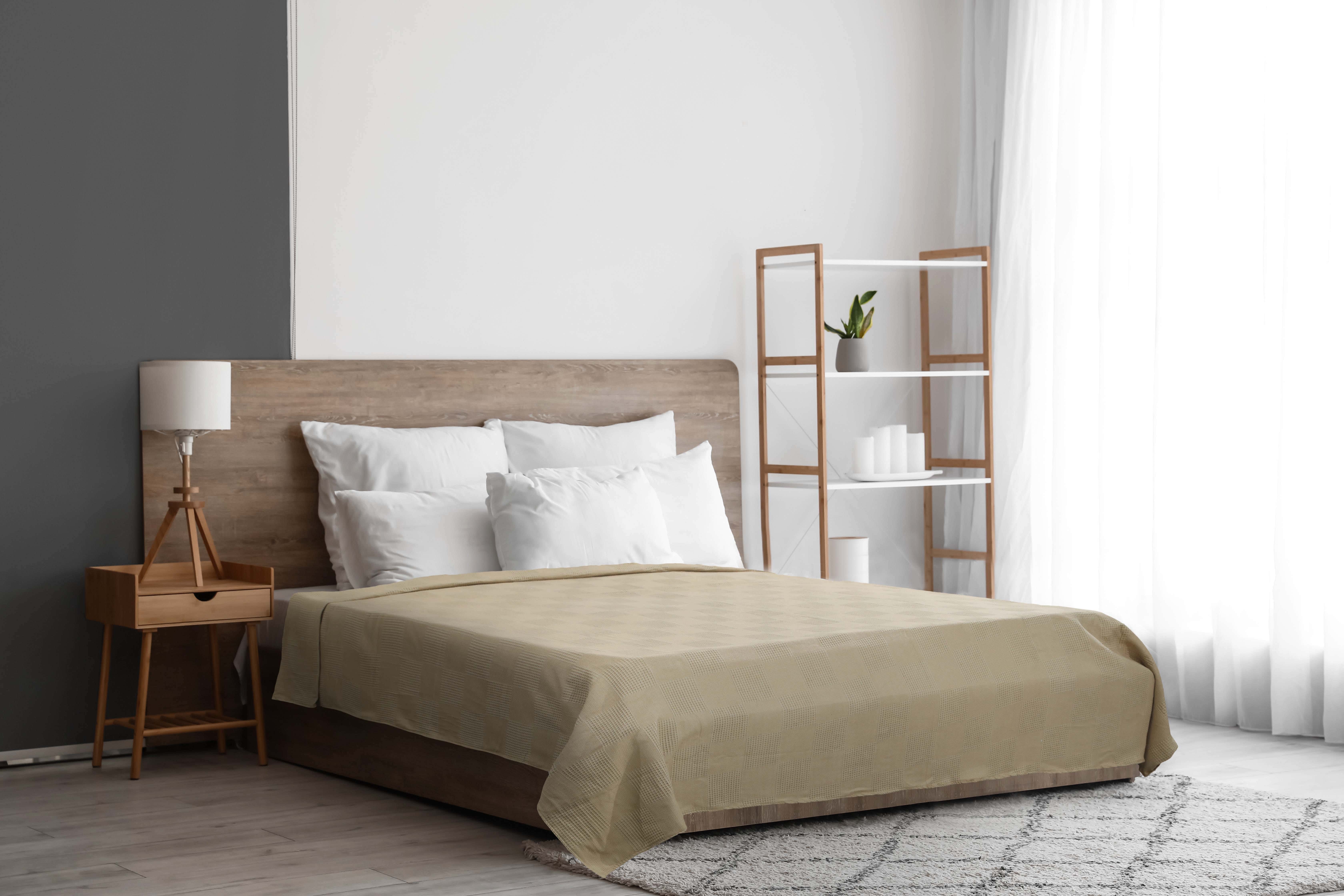 Lili Cotton Beka Comforter, 240×240 cm, 1700 gm - Beige