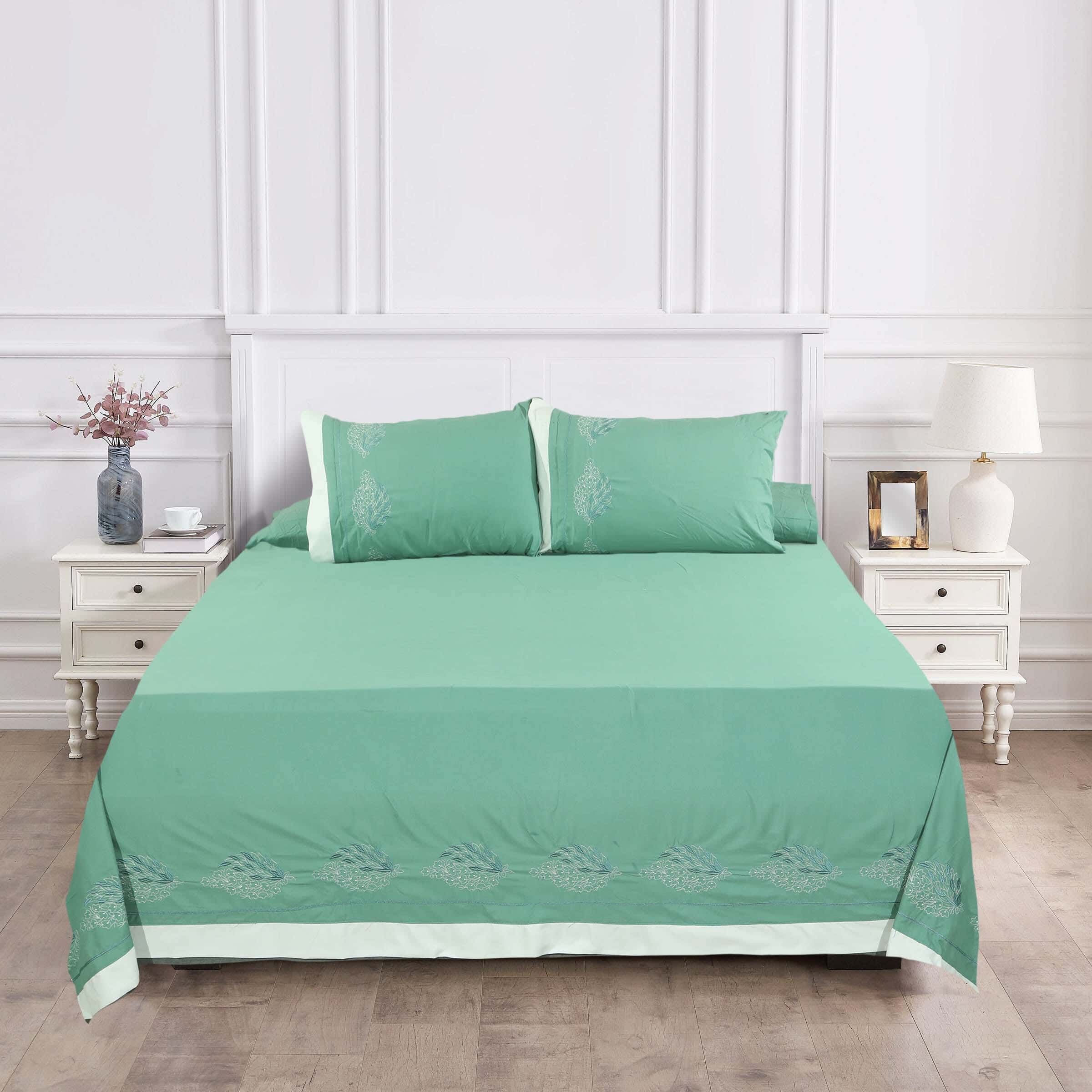 Khoyout Microfiber Bed Sheet Set, 4 Pieces, 240×260 cm, 2200 gm - Green