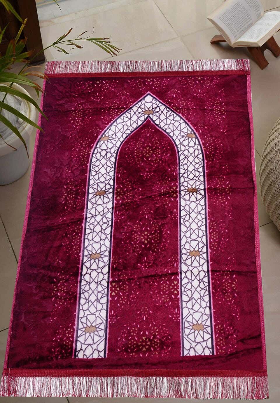 Velvet Prayer Mat Printed with Dots Back, 70×110 cm, approximately 550 grm - Red White
