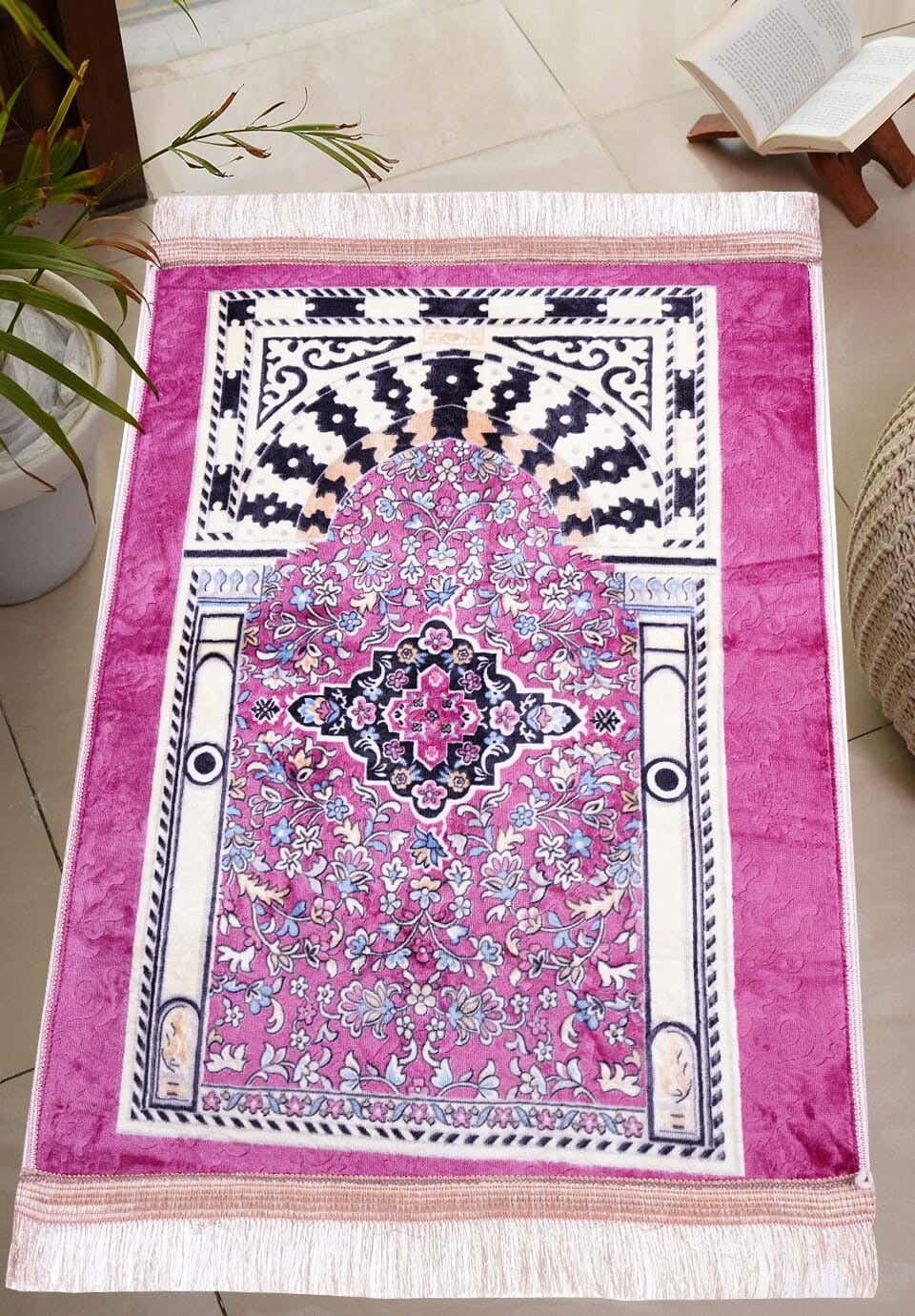 Velvet Prayer Mat Printed with Dots Back, 70×110 cm, approximately 550 grm - Multicolor
