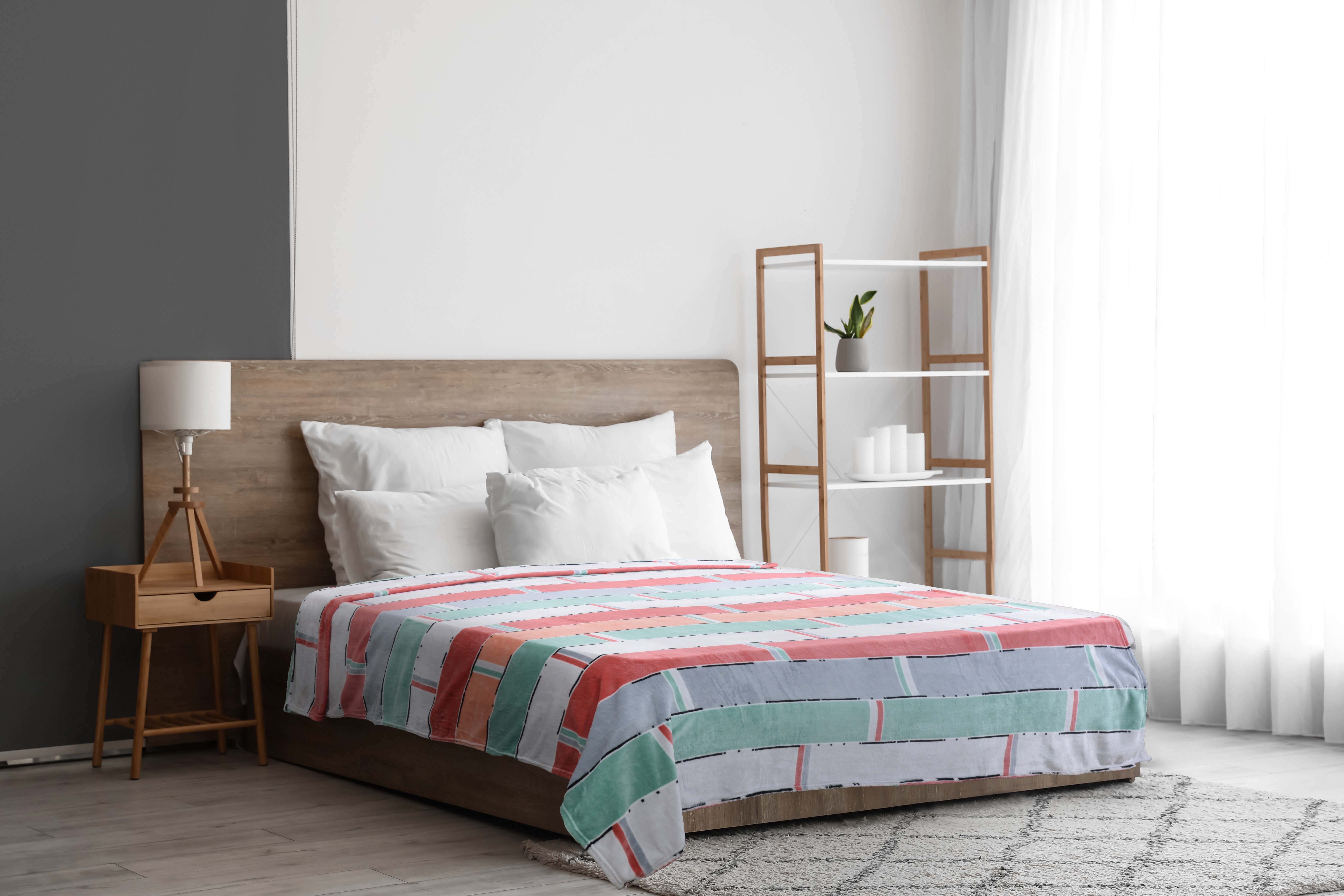 Zebda Bed Heater, 220x185 cm, 1200 gm - Multicolor