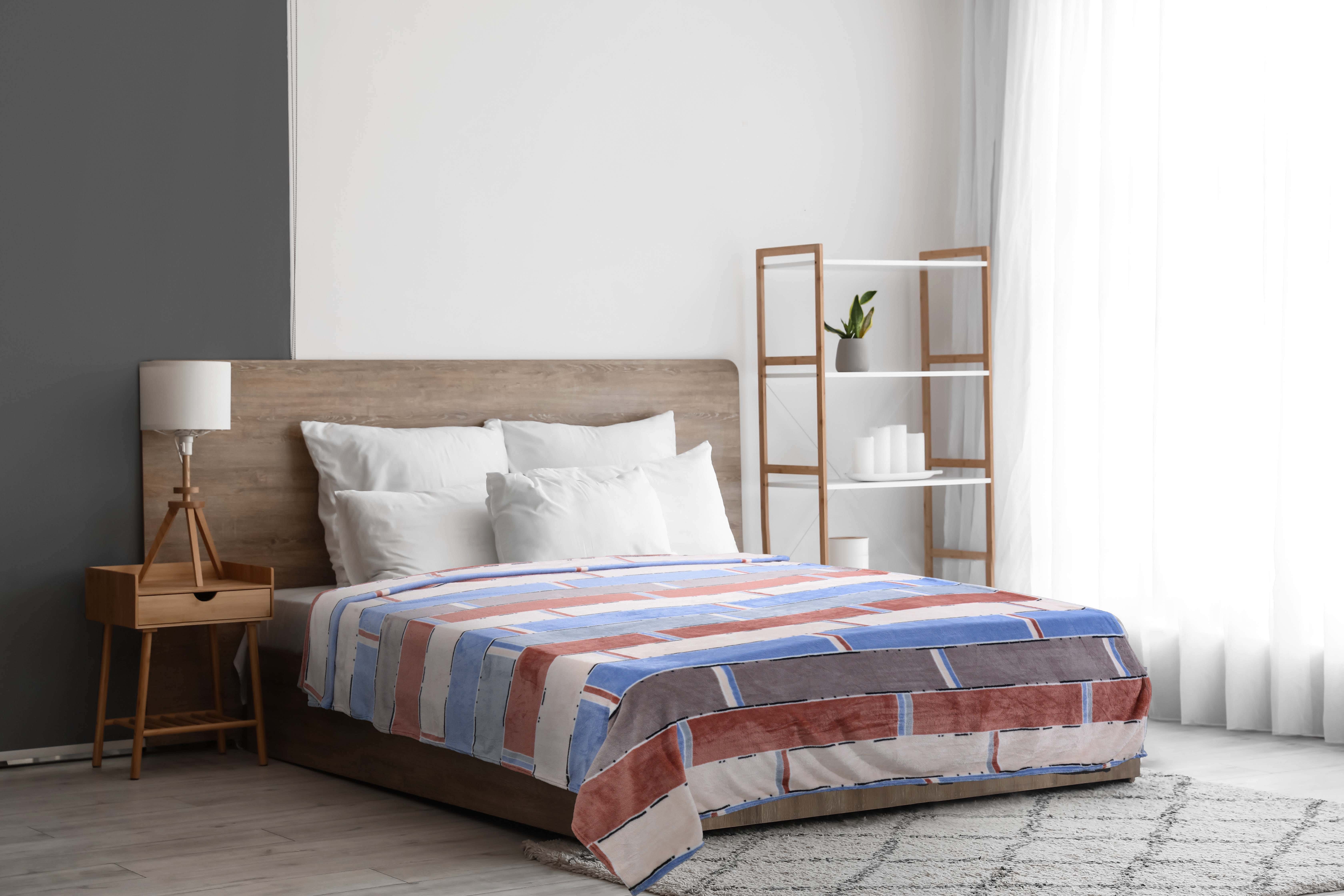 Zebda Bed Heater, 220x185 cm, 1200 gm - Multicolor