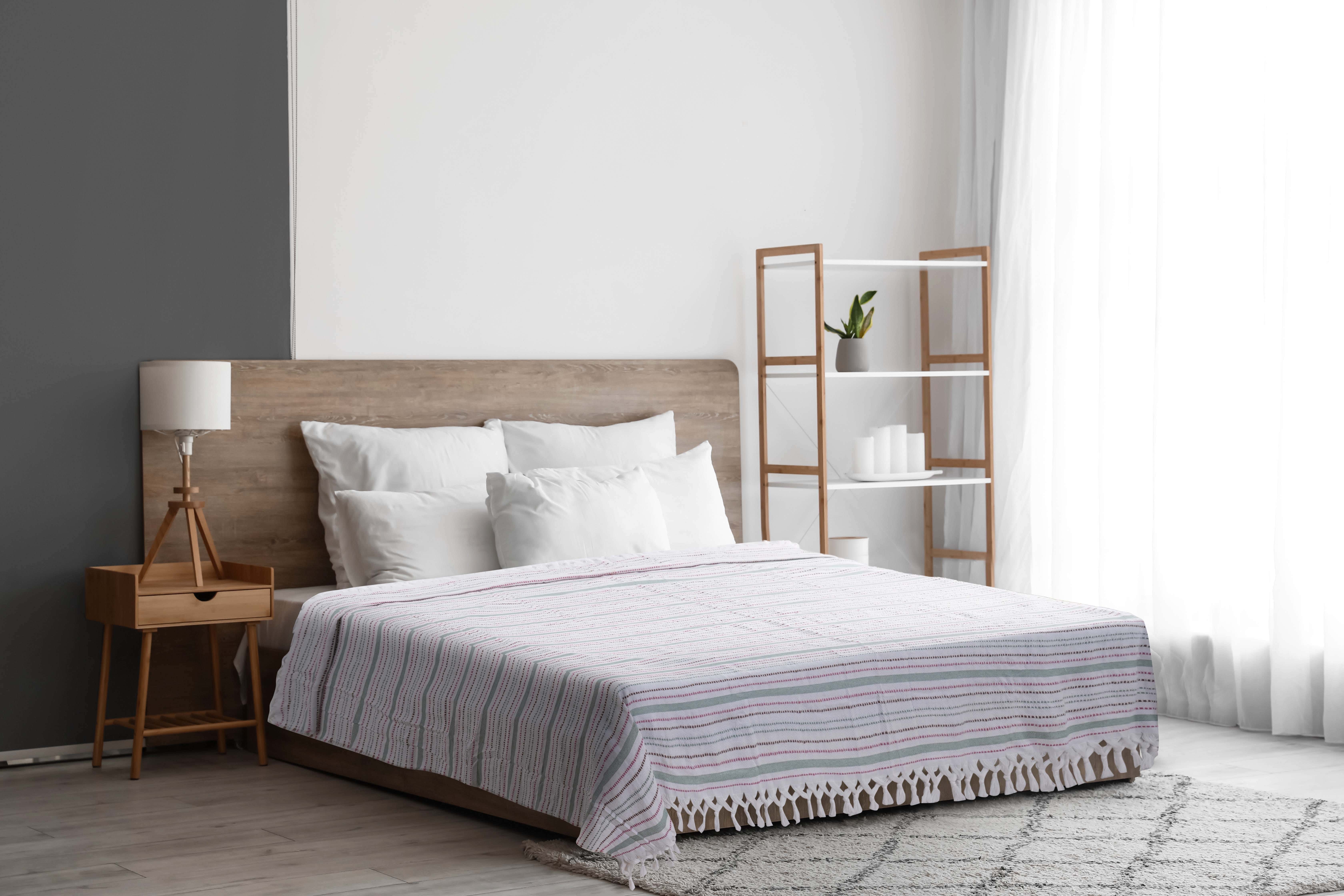 Lili Cotton Tassel Comforter, 230x240 cm, 1750 gm - Multicolor