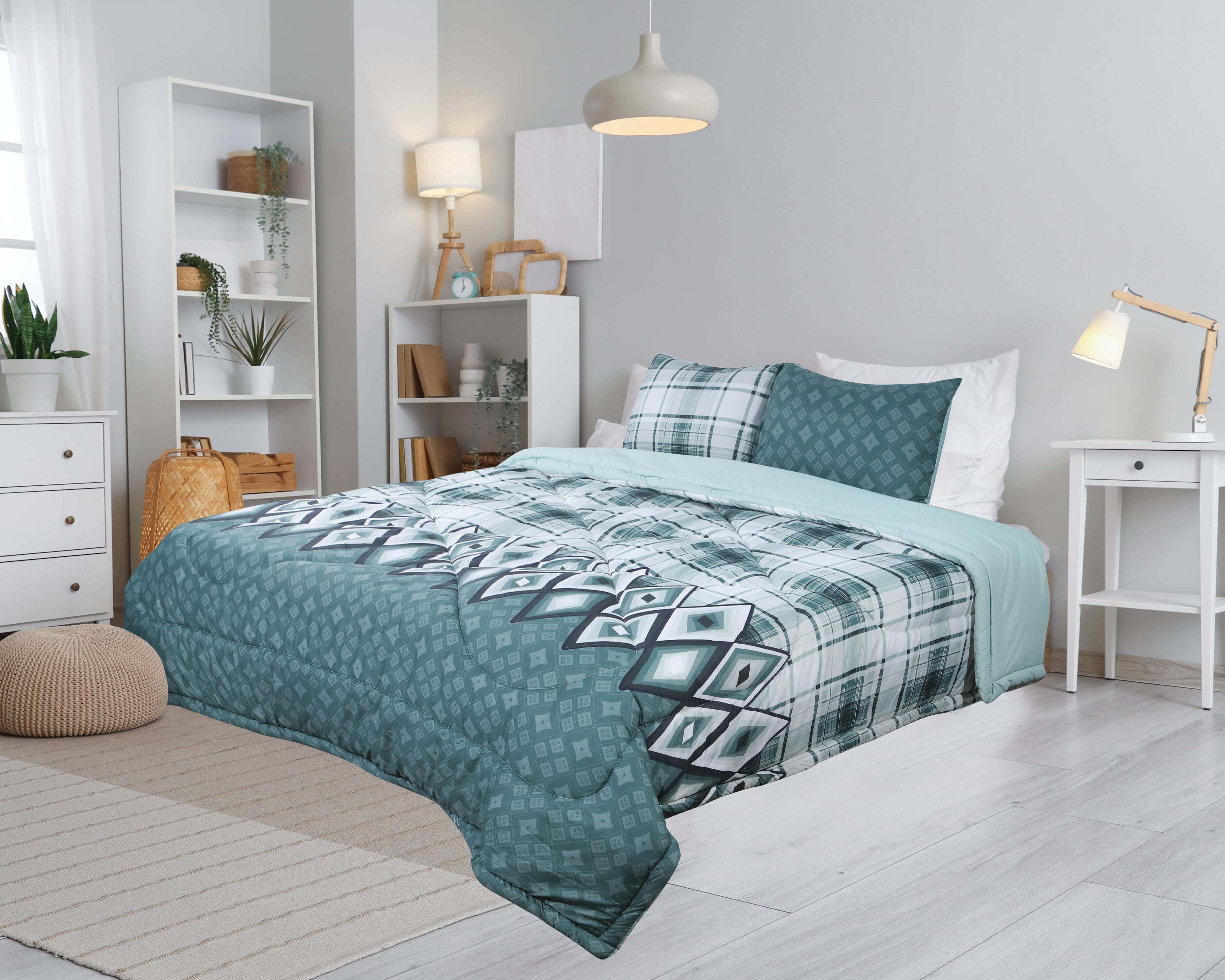 Microfiber Quilt set, 3 pieces, 230x240 cm, 3300 gm - Multicolor