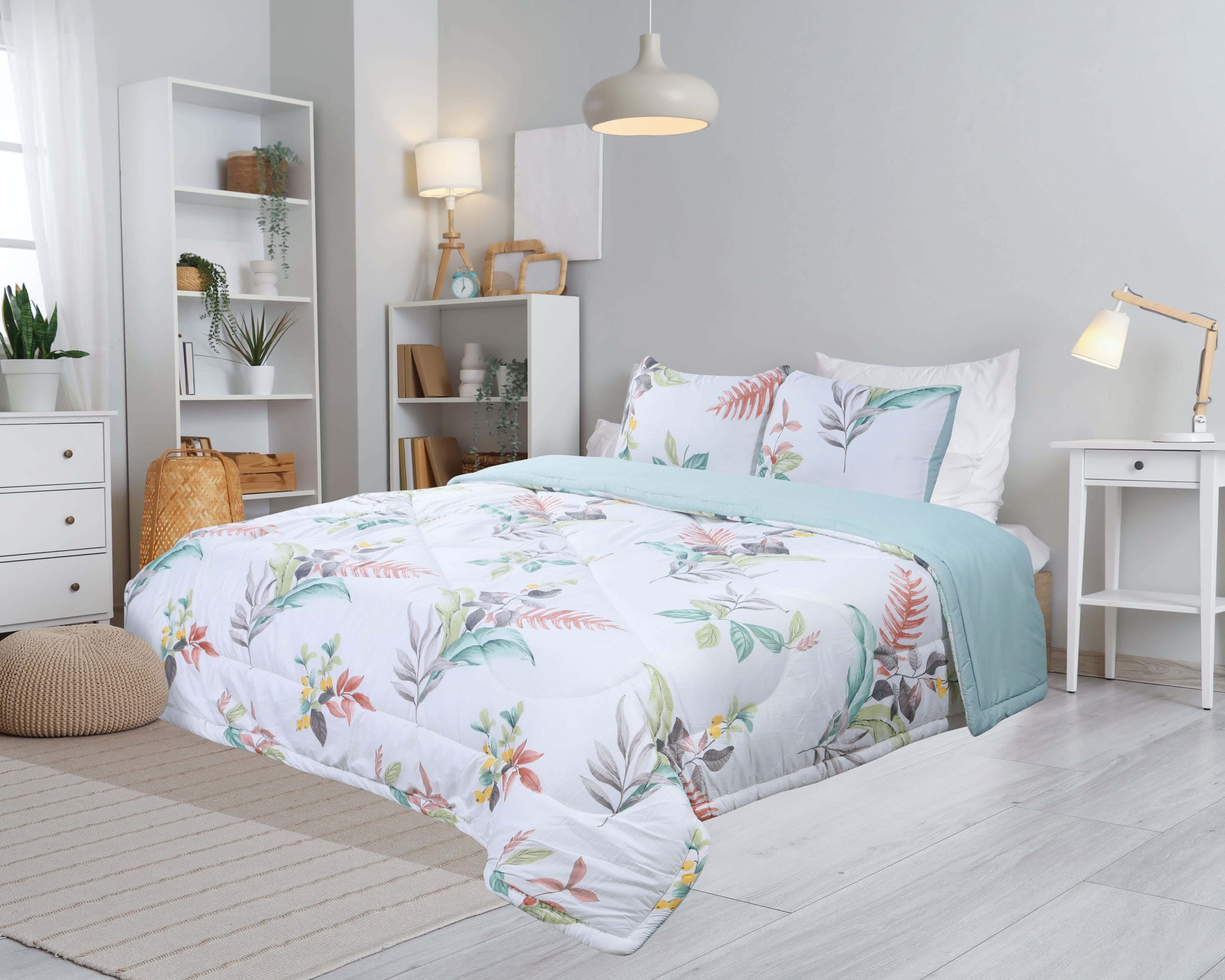 Microfiber Quilt set, 3 pieces, 230x240 cm, 3300 gm - Multicolor