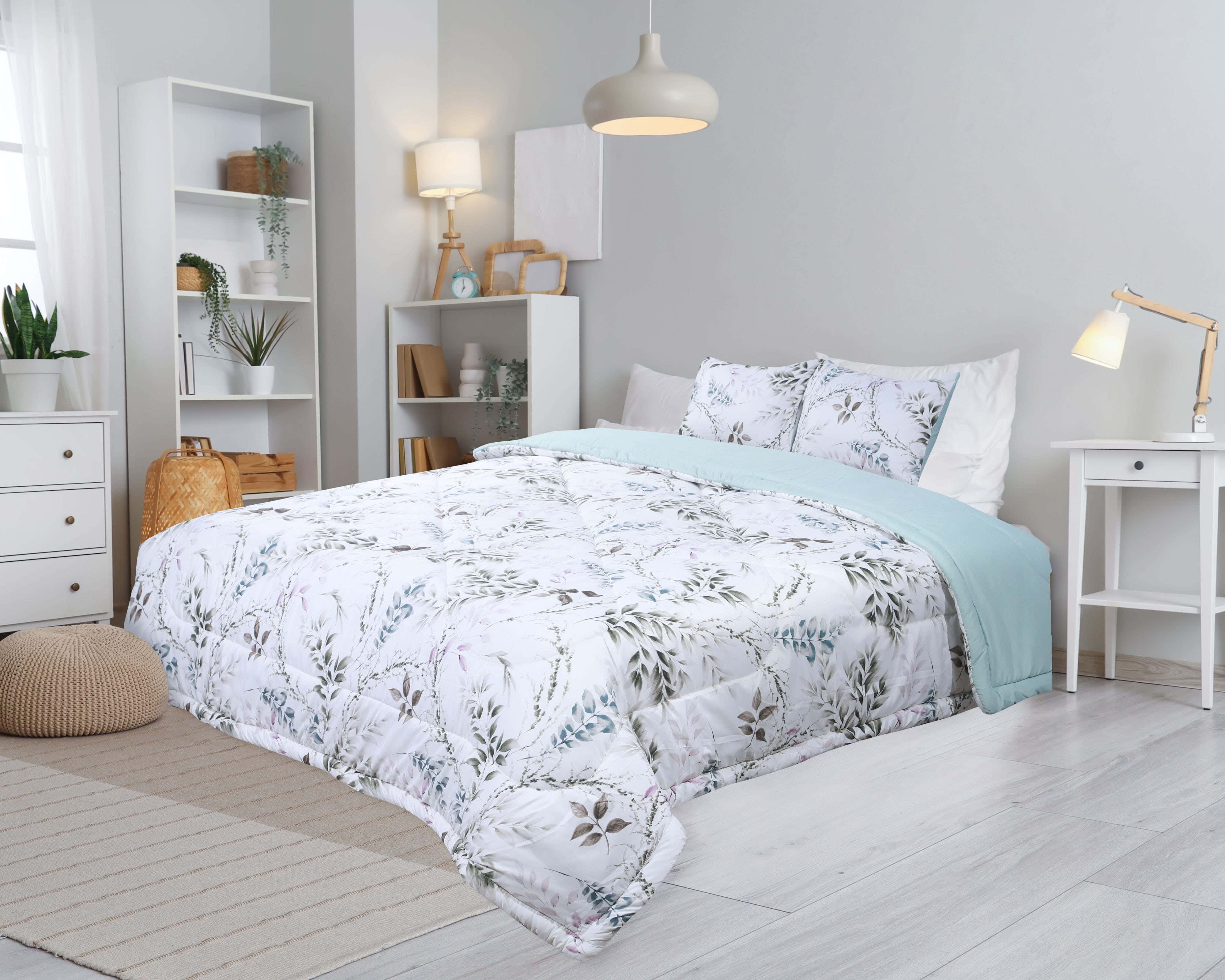 Microfiber Quilt set, 3 pieces, 230x240 cm, 3300 gm - Multicolor